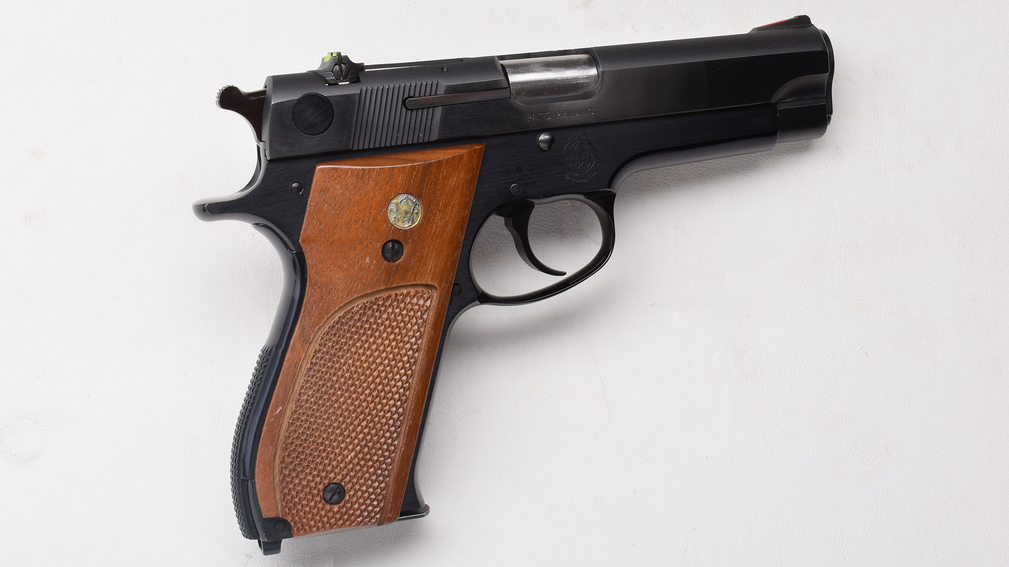 Image of Smith & Wesson ~ Model 39-2 ~ 9mm Luger