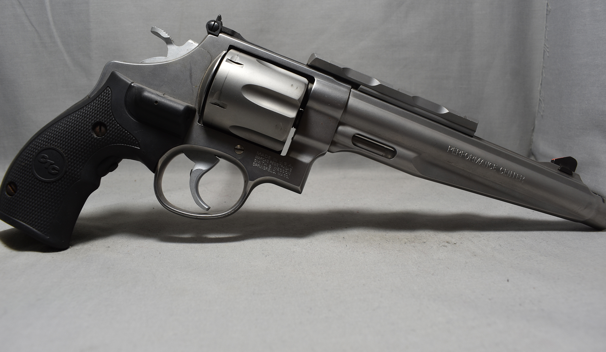 Image of Smith & Wesson ~ Model 629-6 ~ .44 Magnum