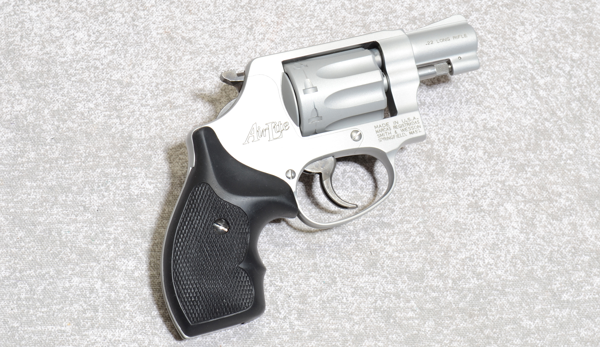 Smith & Wesson 317 Pistol, .22 Long Rifle, 2" Barrel, 1/2 lb. - Bass Pro Shops
