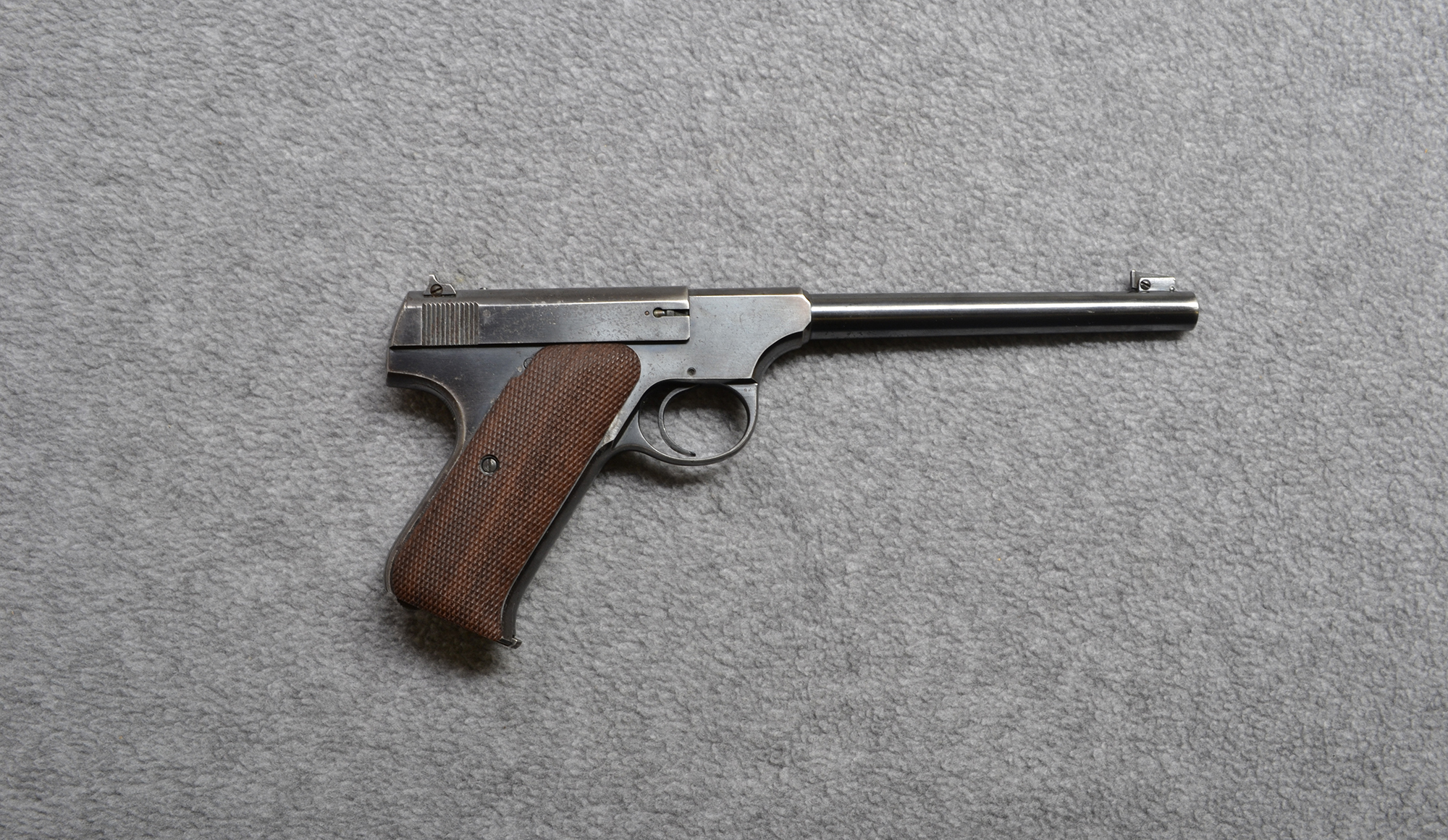 Colt~Woodsman~.22LR. - Colt
