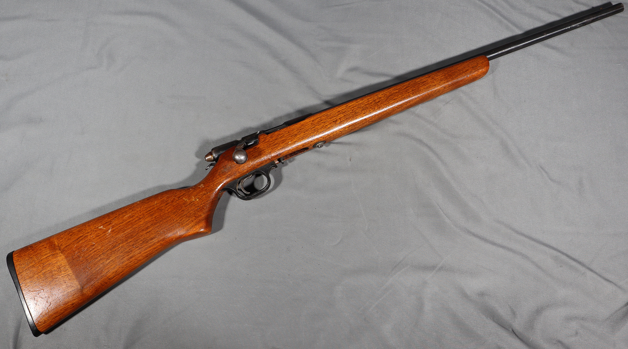 Image of Mossberg ~ 42M-C ~ .22 S, l, lr.