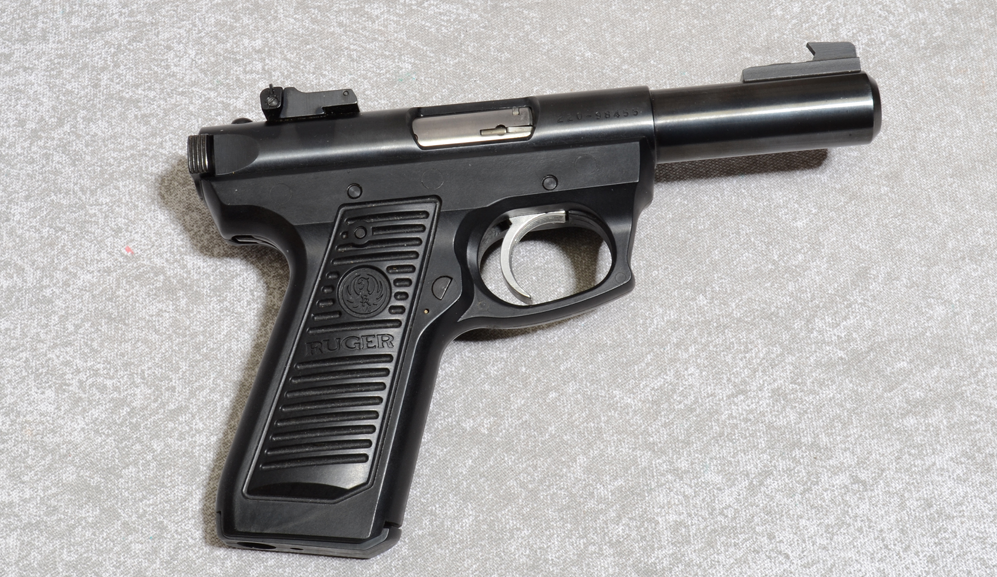 Ruger 22/45 Pistol, .22 Long Rifle, 4" Barrel, 2 lbs - Bass Pro Shops