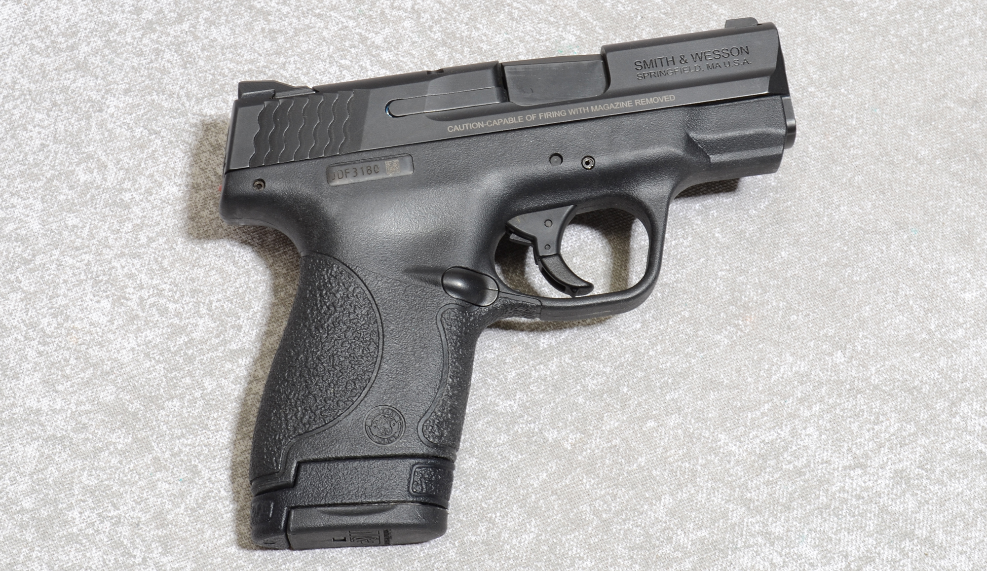 Smith & Wesson M&P 40 Shield Pistol, .40 S&W, 3" Barrel, 1.5 lbs. - Bass Pro Shops