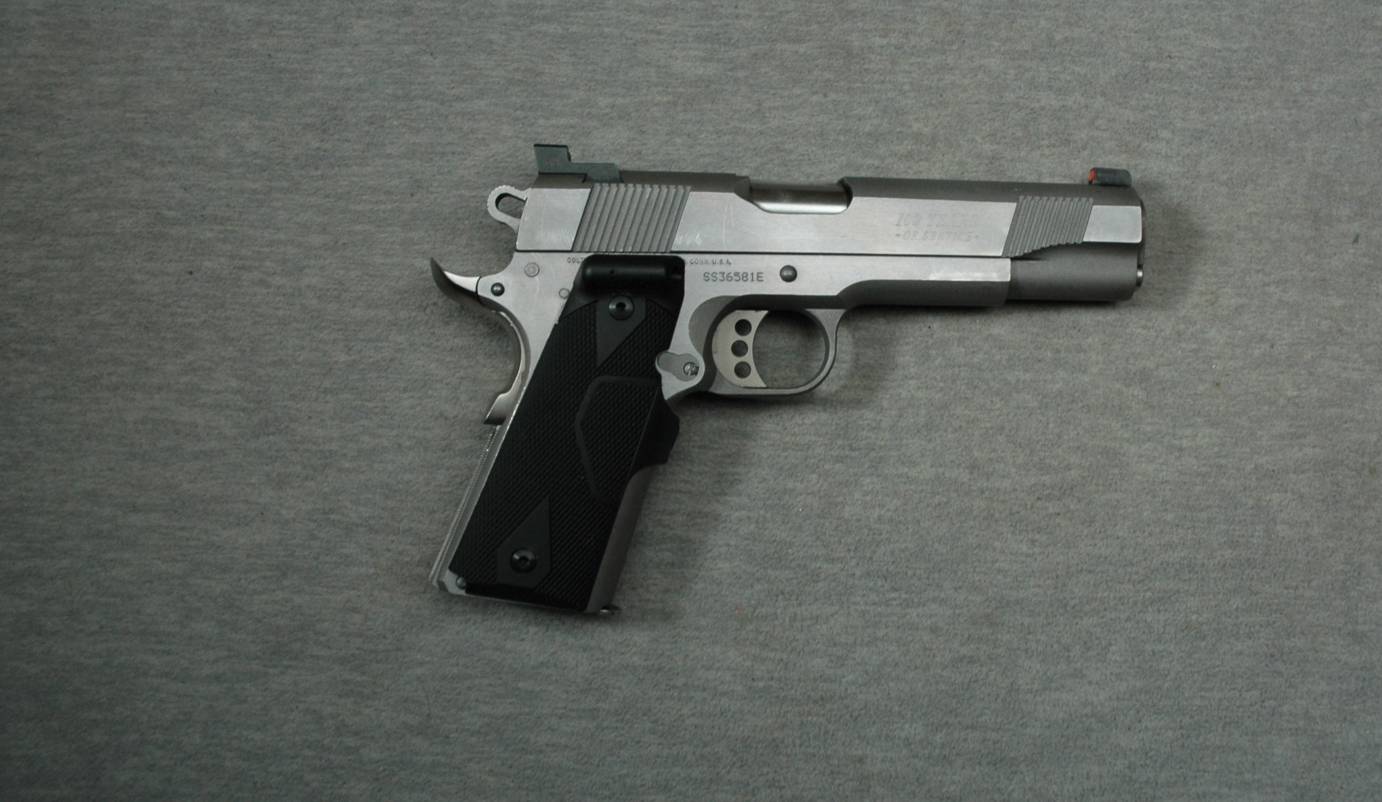 Colt ~ 1911 Government ~ .45 ACP - Colt