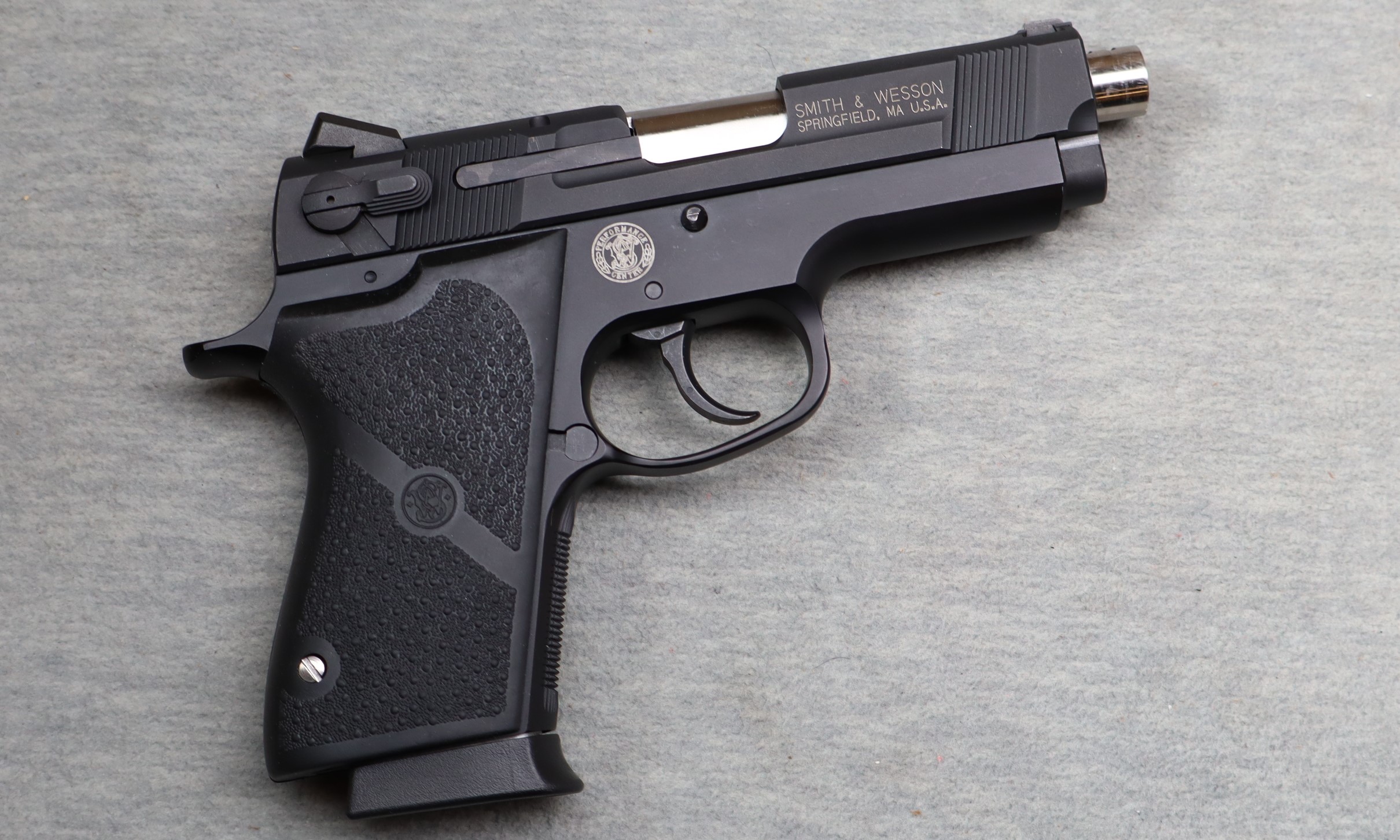 Image of Smith & Wesson ~ 45 Recon ~ .45 Auto