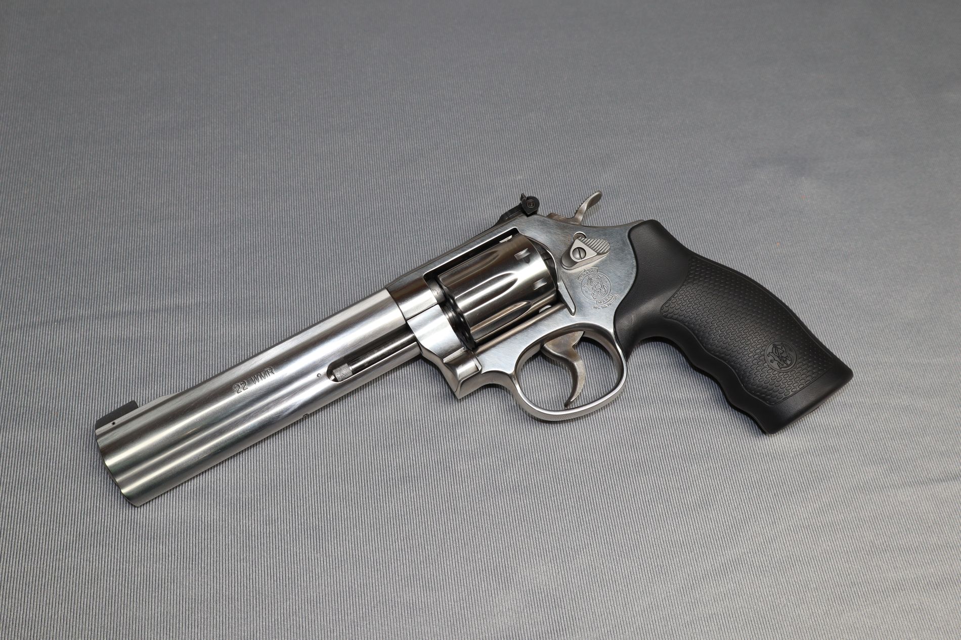 Image of Smith & Wesson ~ 648-2 ~ .22 WMR