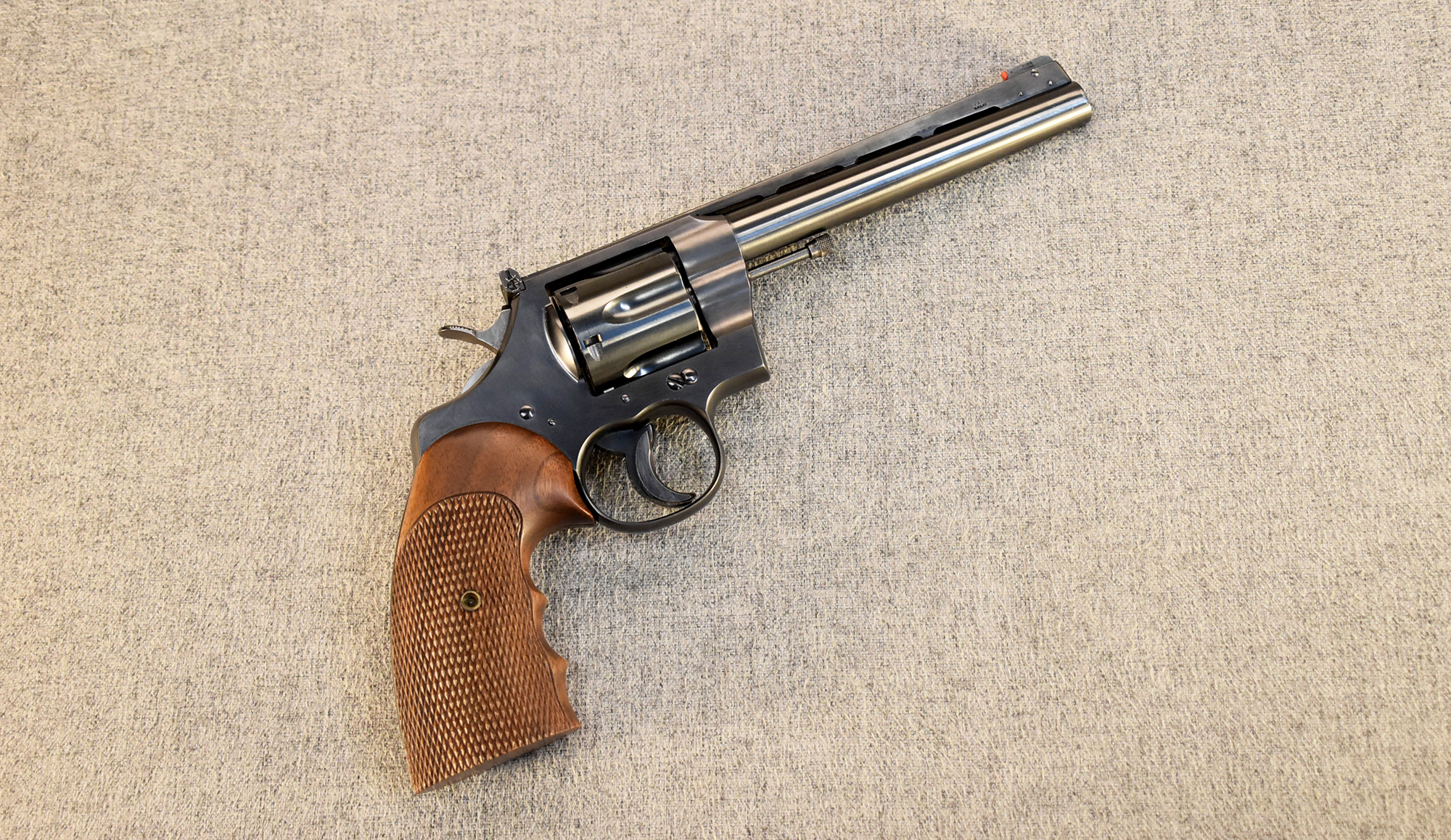 Image of Colt ~ Officers Model 38 ~ .38 Special