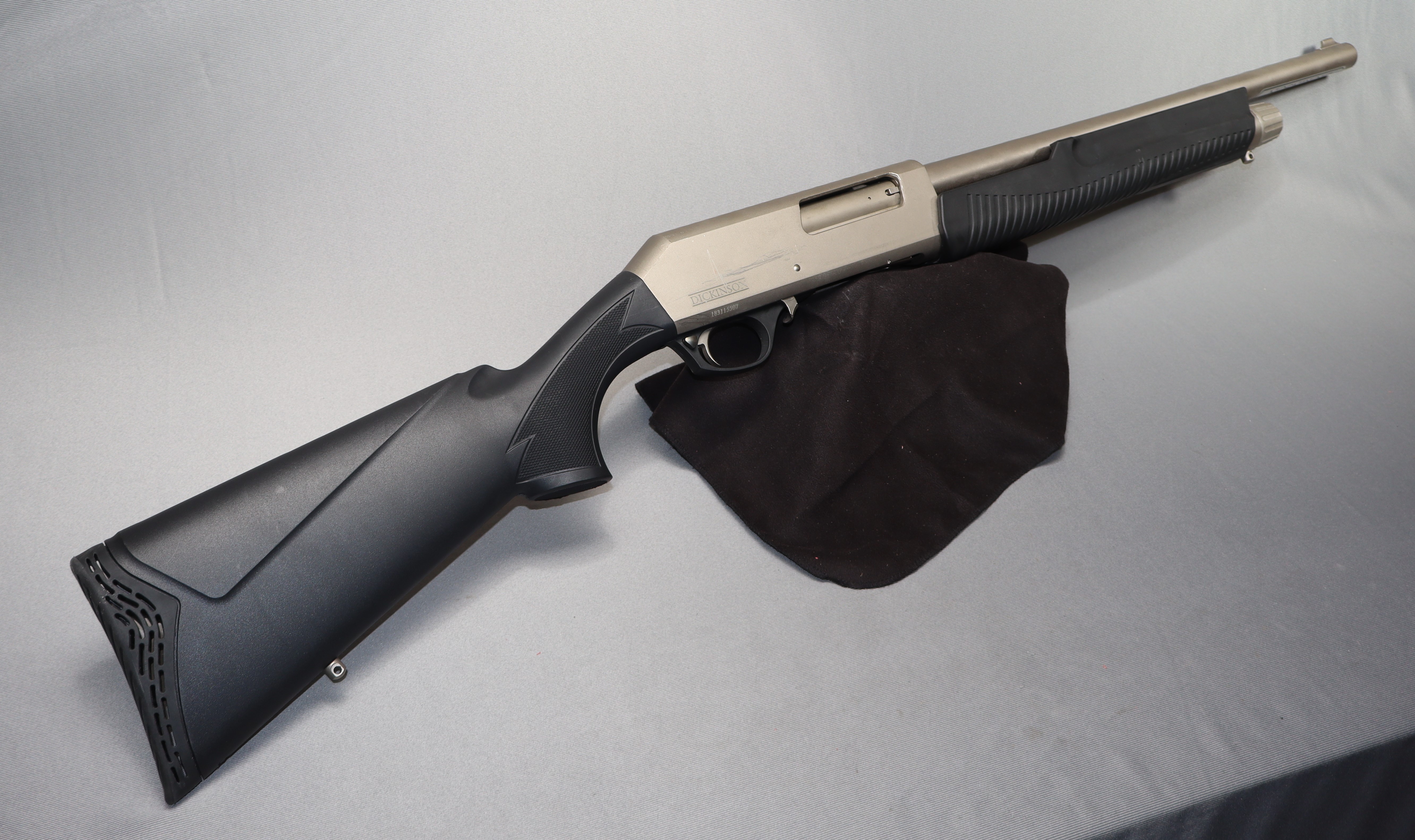 Image of Komando ~ XX3B-M-2 ~ .12 Gauge