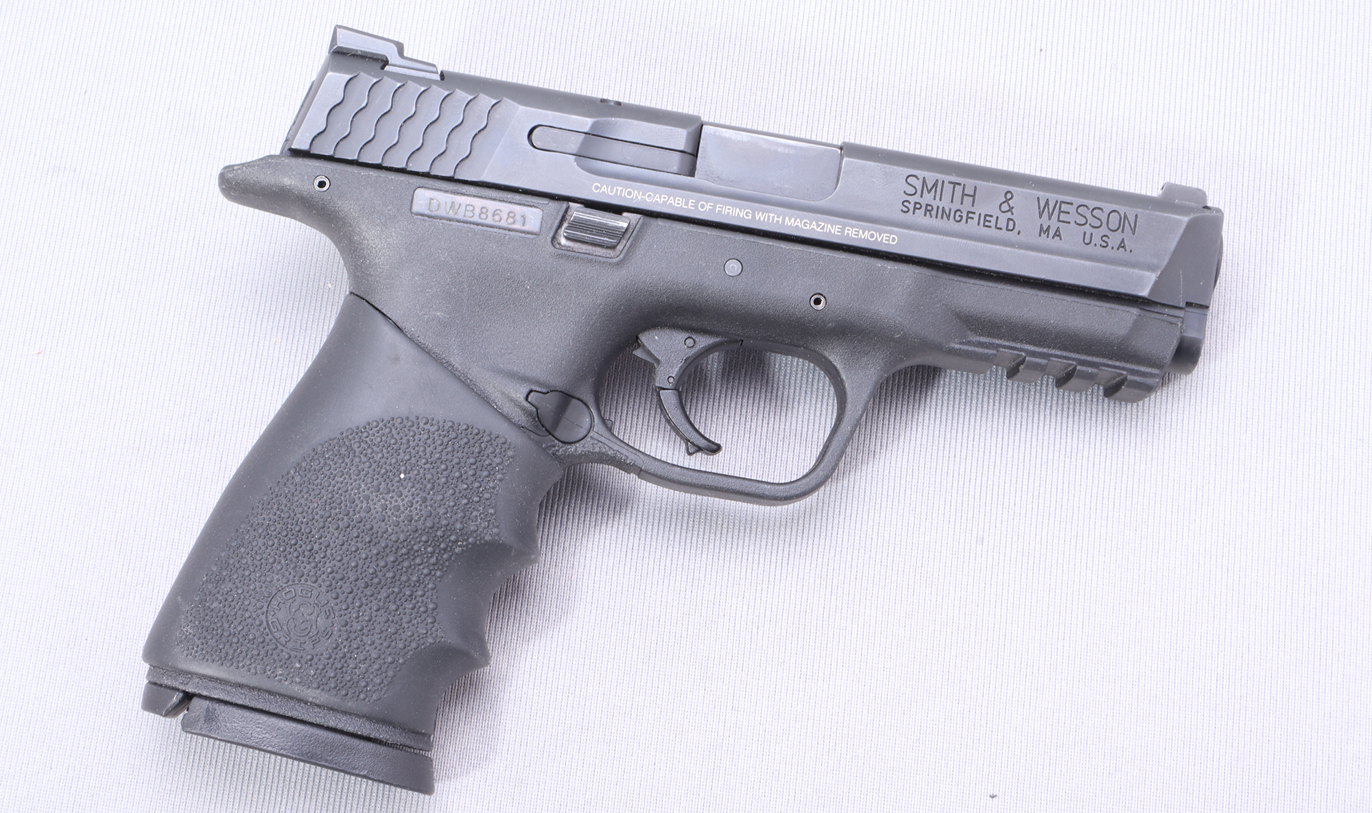 Image of Smith & Wesson ~ M&P 40 ~ 40 S&W