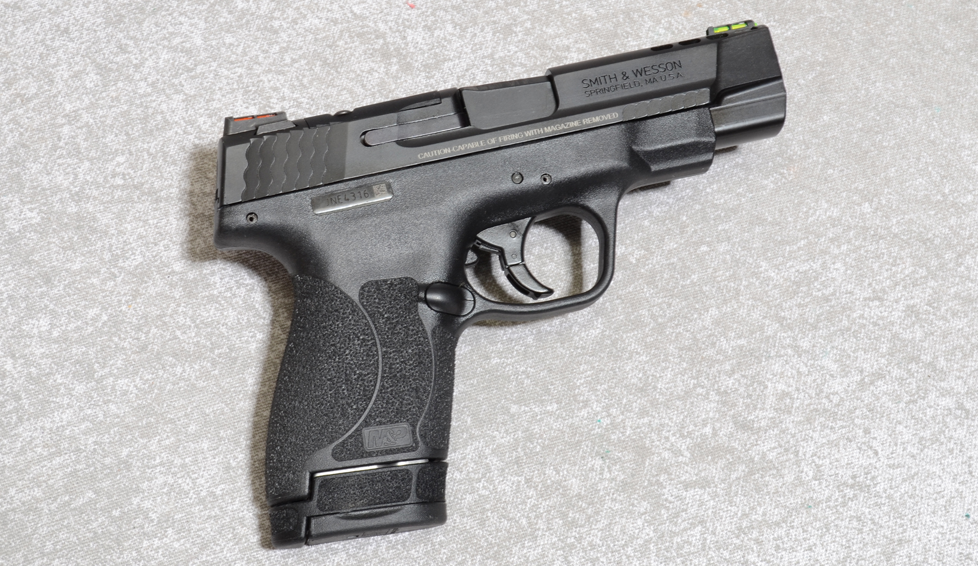 Smith & Wesson M&P 40 Shield M2 Pistol, .40 S&W, 4" Barrel, 1.5 lbs. - Bass Pro Shops