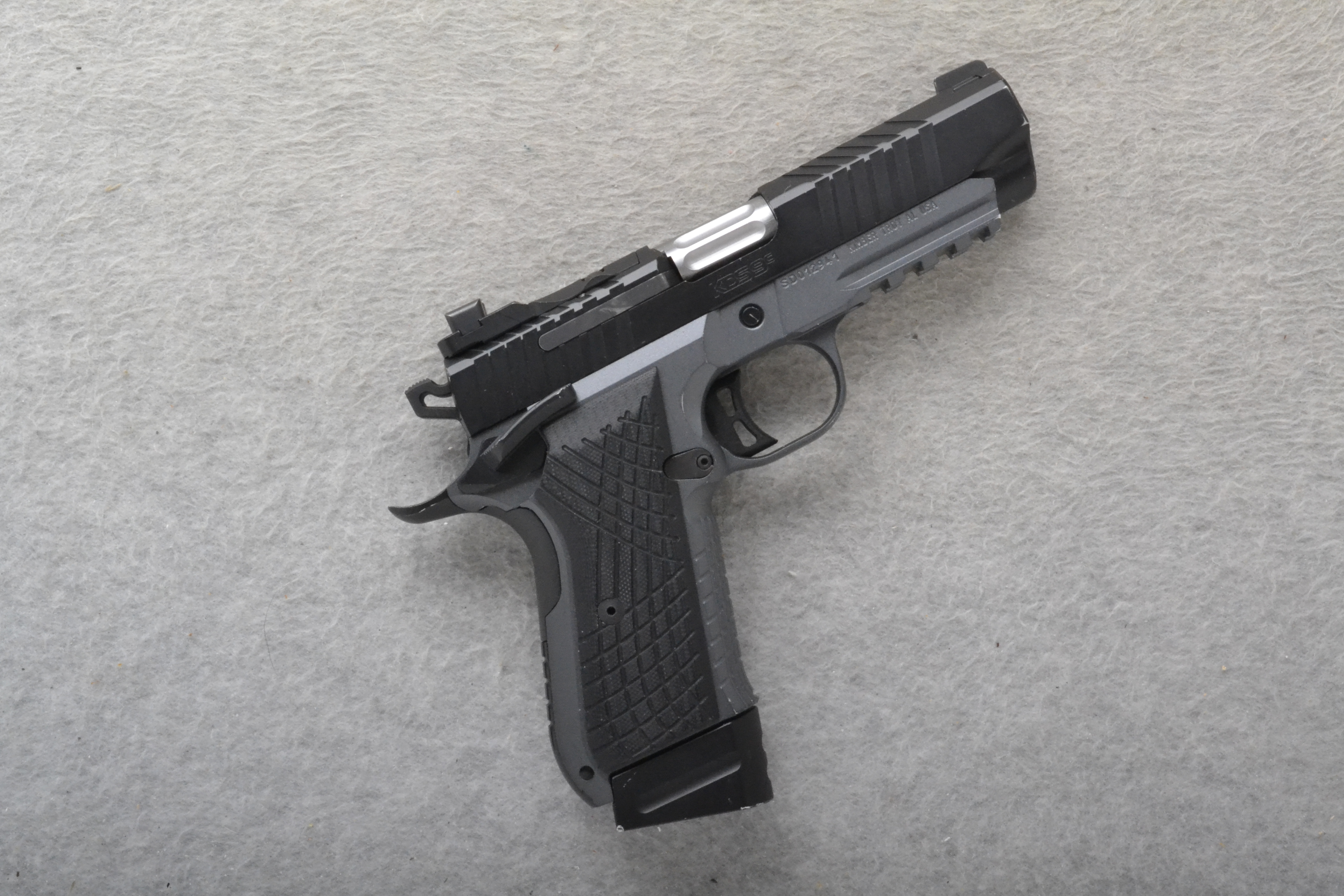 Image of Kimber ~ KDS9C ~ 9MM Luger