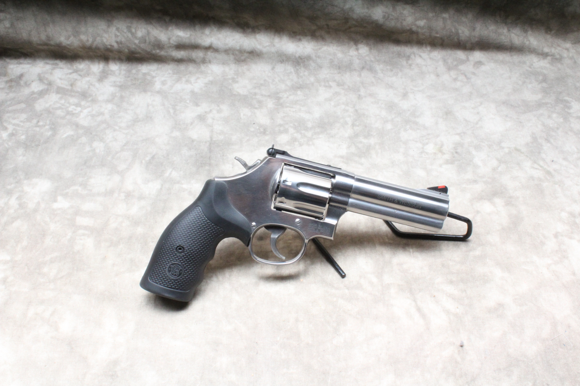 Image of Smith & Wesson~686-5~357 Magnum