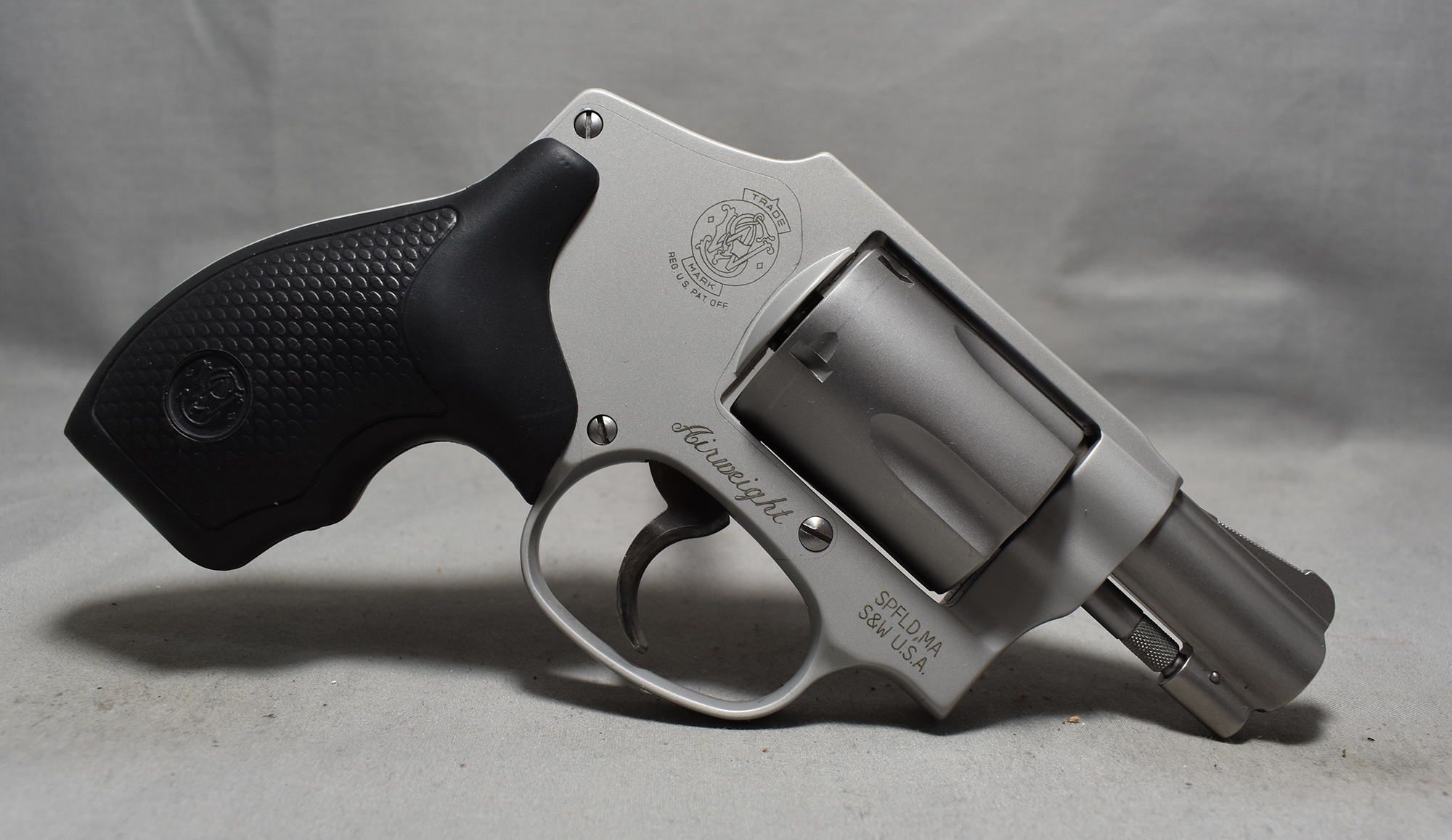 Smith & Wesson ~ Model 642-1 Airweight ~ .38 S&W Special + P - Bass Pro Shops
