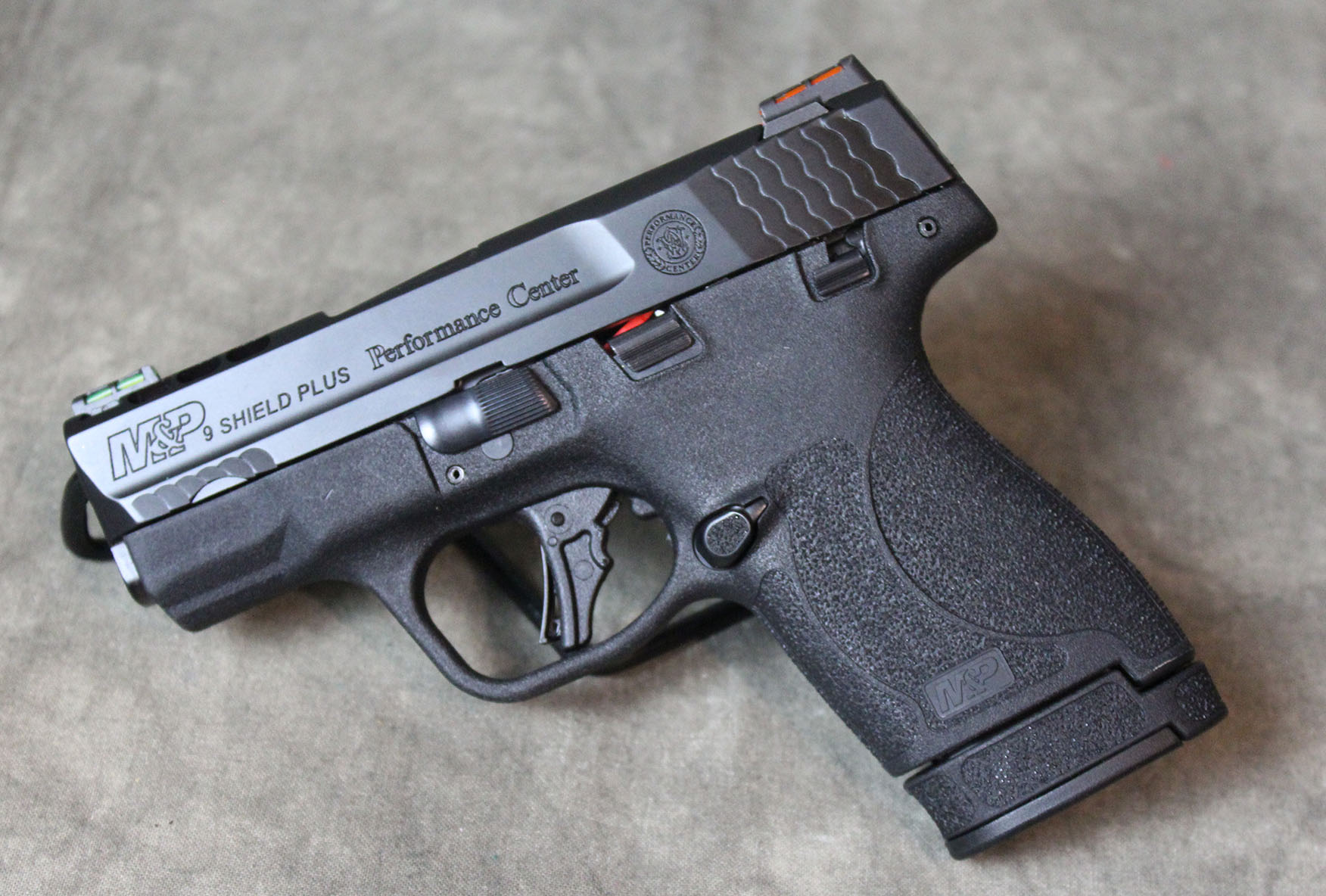 Smith &Wesson ~ M&ampP 9 Shield Plus ~ 9mm - Smith & Wesson