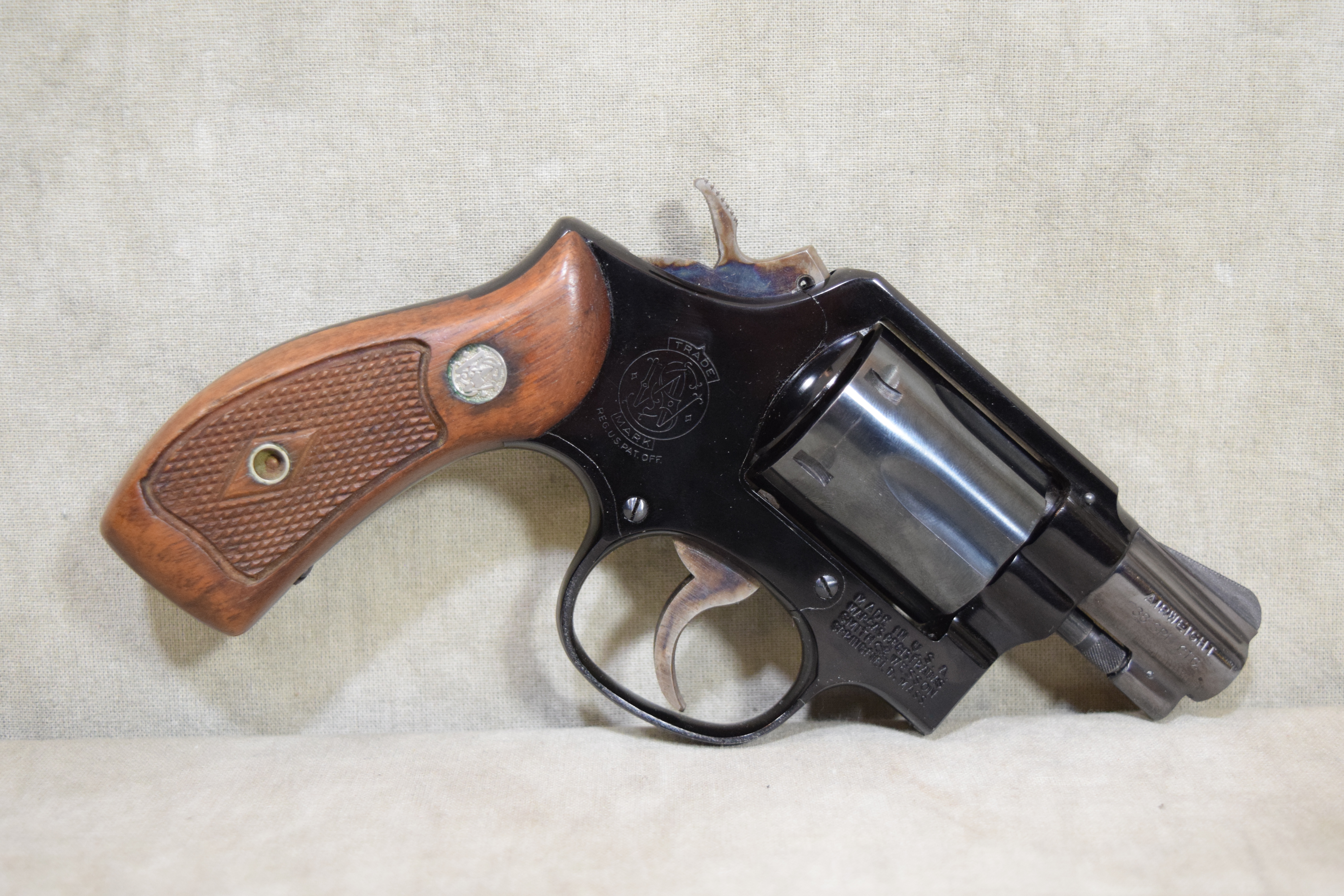 Smith & Wesson~12-2~.38 SPL CTG - Bass Pro Shops