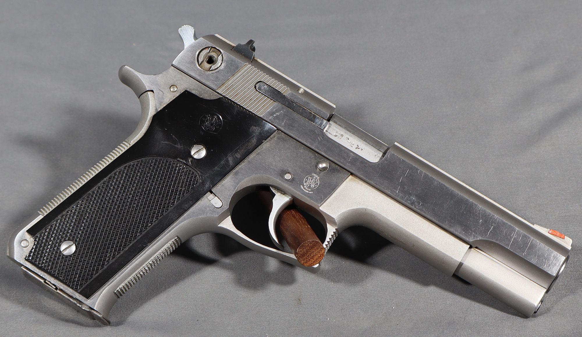 Image of Smith & Wesson ~ 645 ~ .45 auto