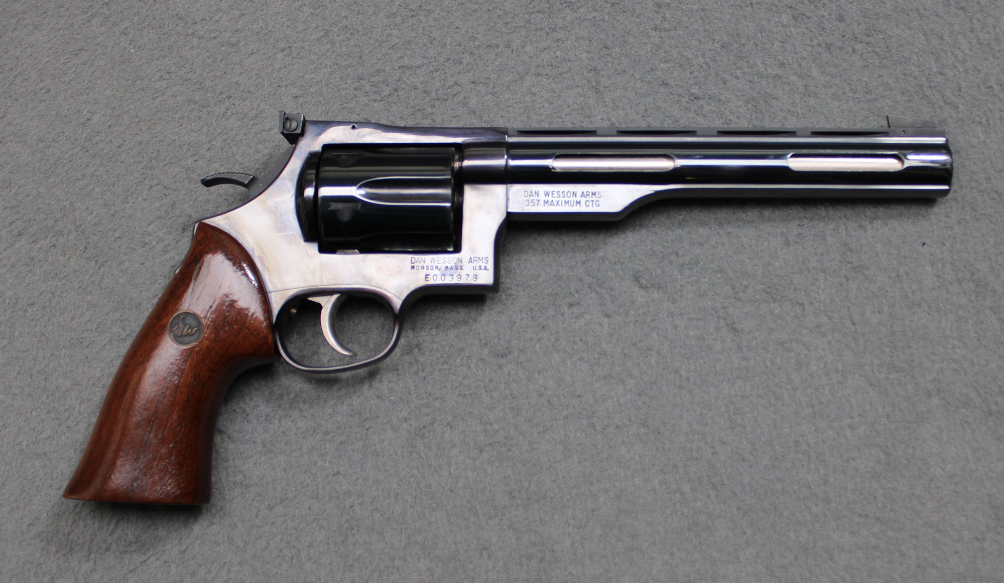 Dan Wesson ~ Supermag ~ .357 Maximum - Bass Pro Shops