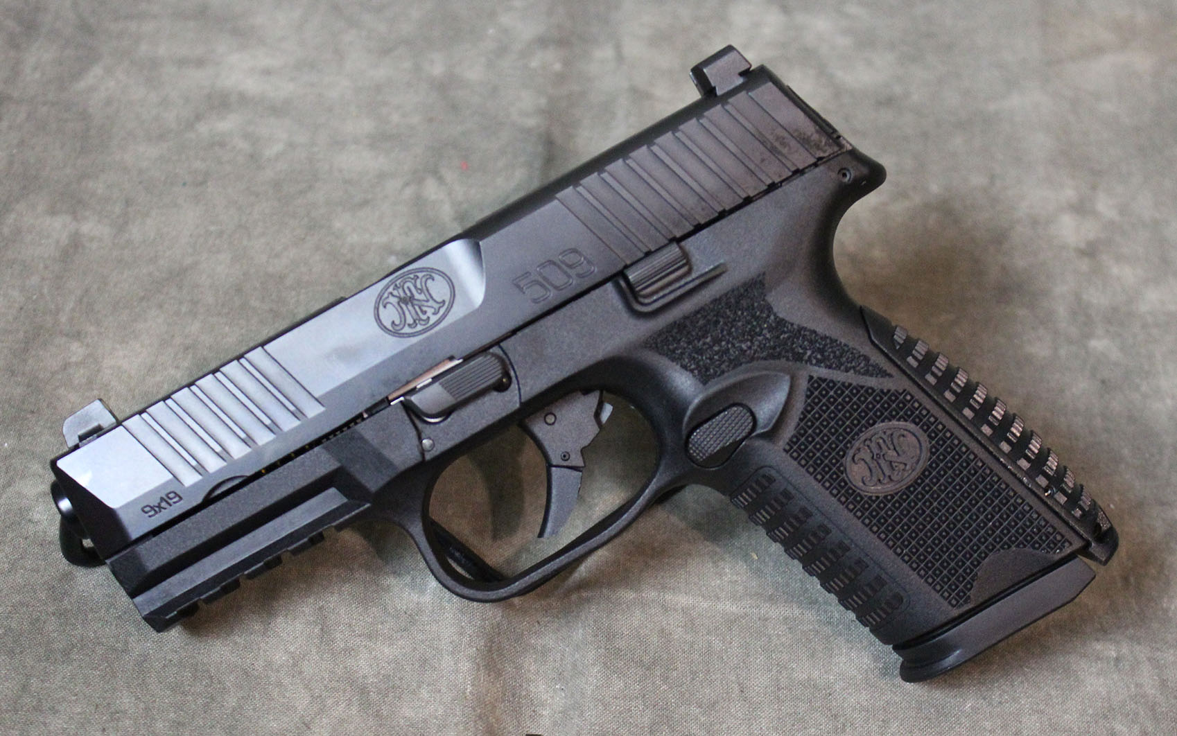 FN ~ 509 ~ 9mm - 