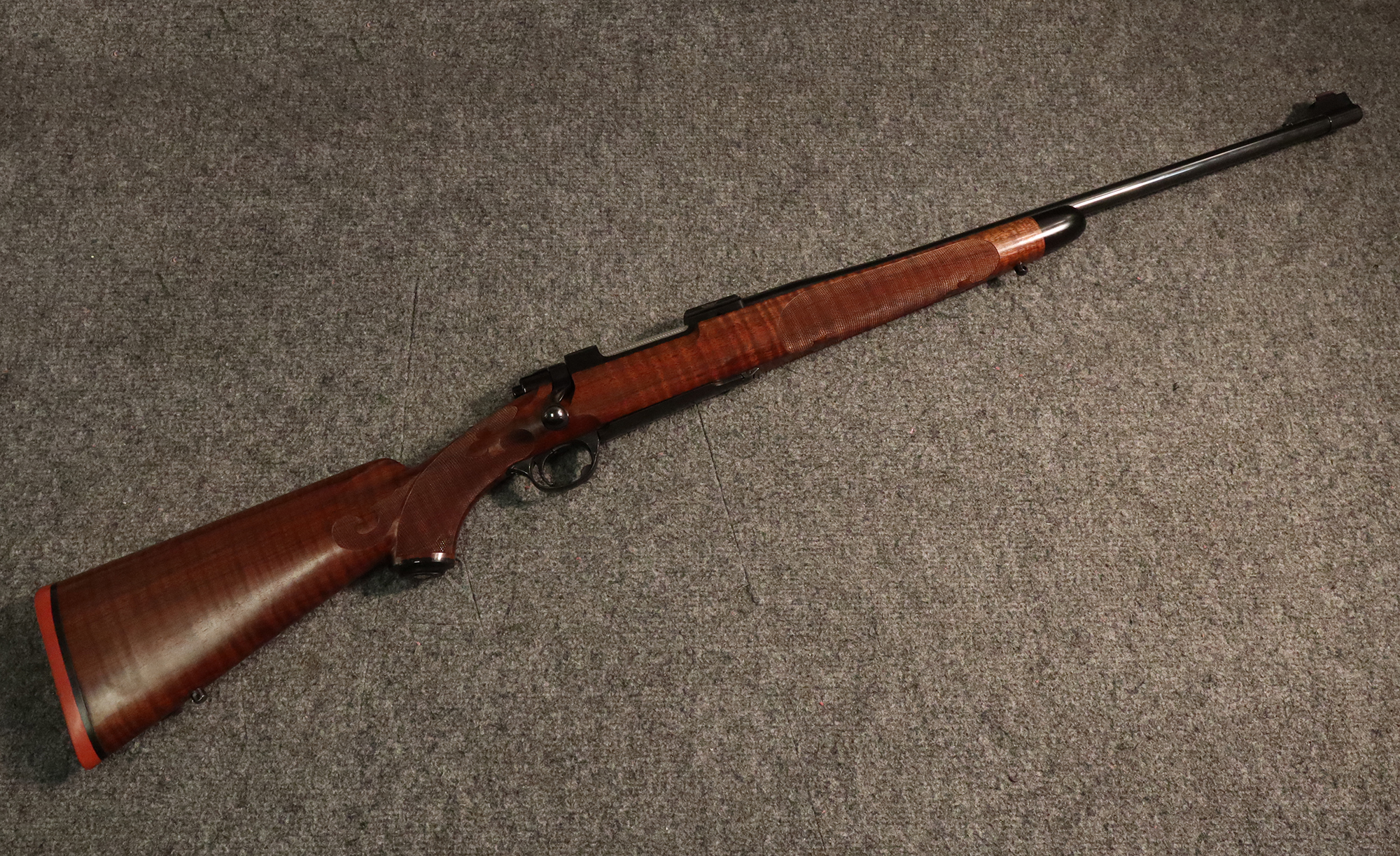 Image of Ruger ~ M77 ~ .250 Savage