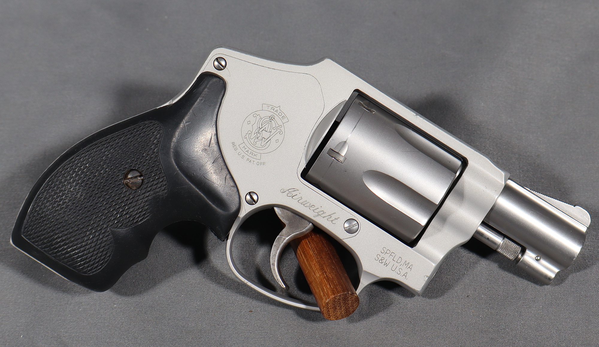 Image of Smith & Wesson ~ 642-2 ~ .38 S&W Special