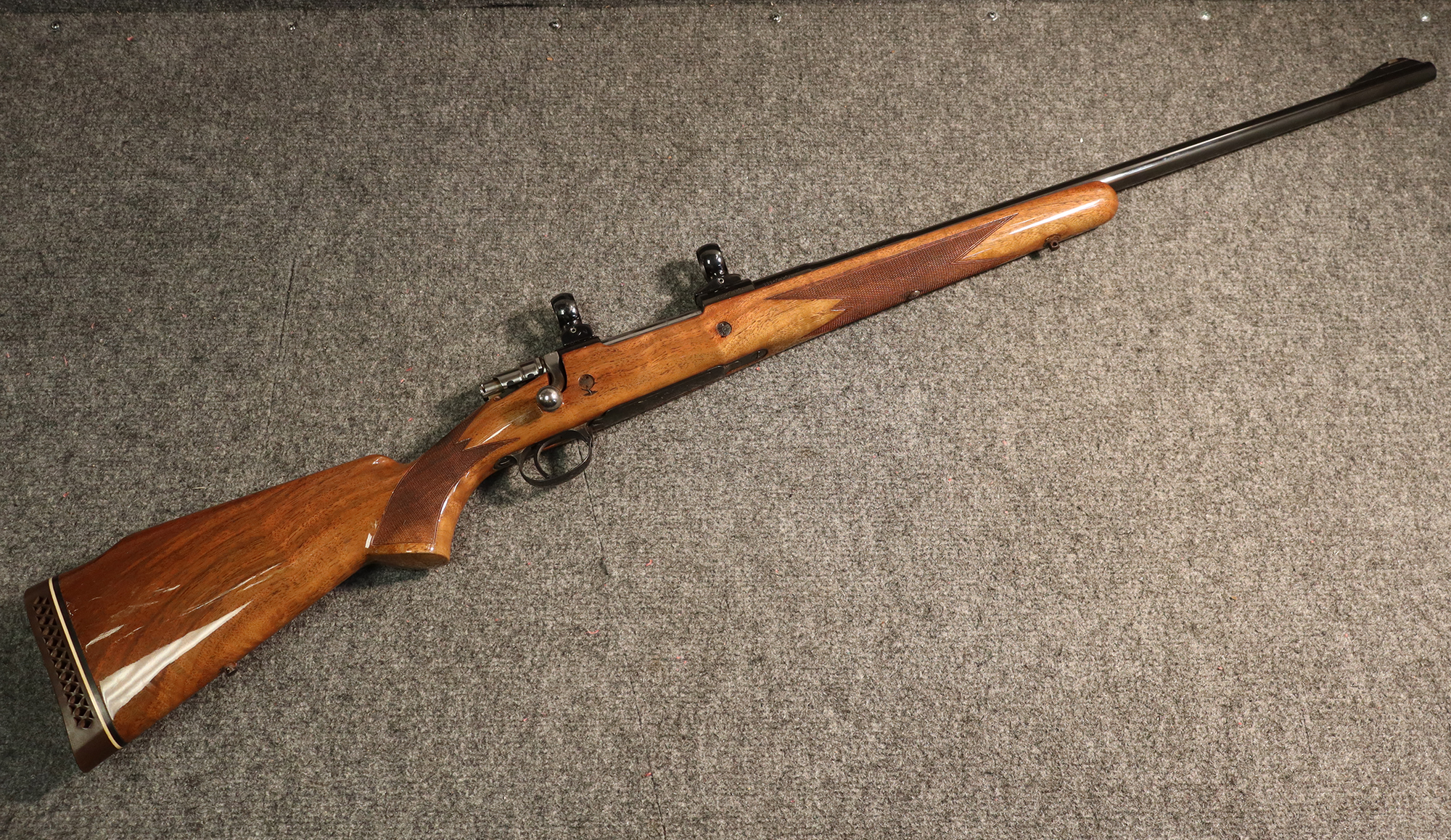 Image of Browning ~ Bolt Action Rifle ~ 7mm Remington (4841236)
