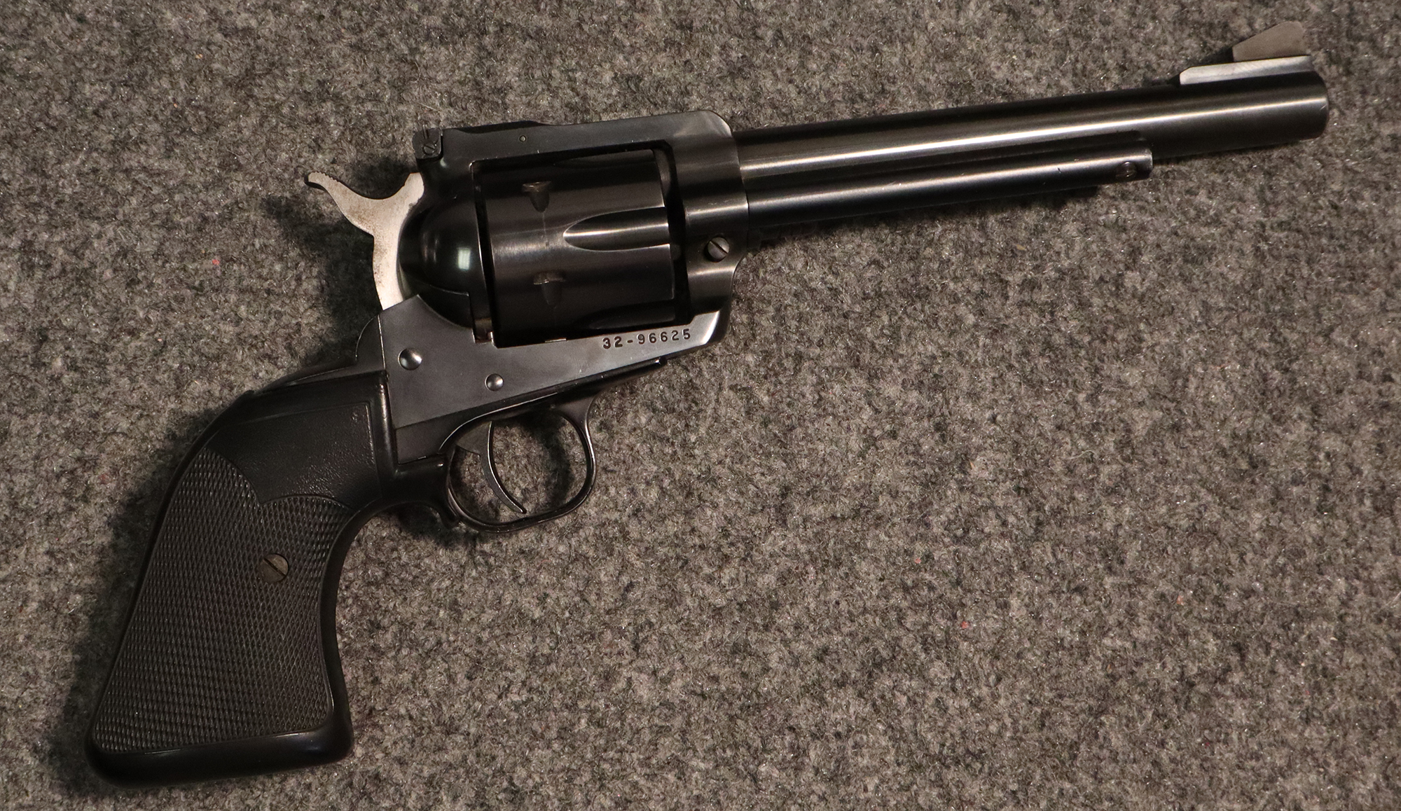 Image of Ruger ~ New Model Black Hawk ~ .357 Magnum (SKU: 4841241)