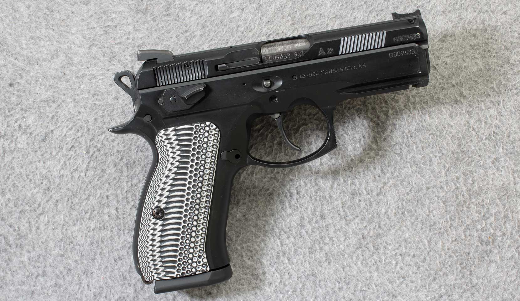 Image of CZ ~ 75 P-01 Omega ~ 9mm Para.