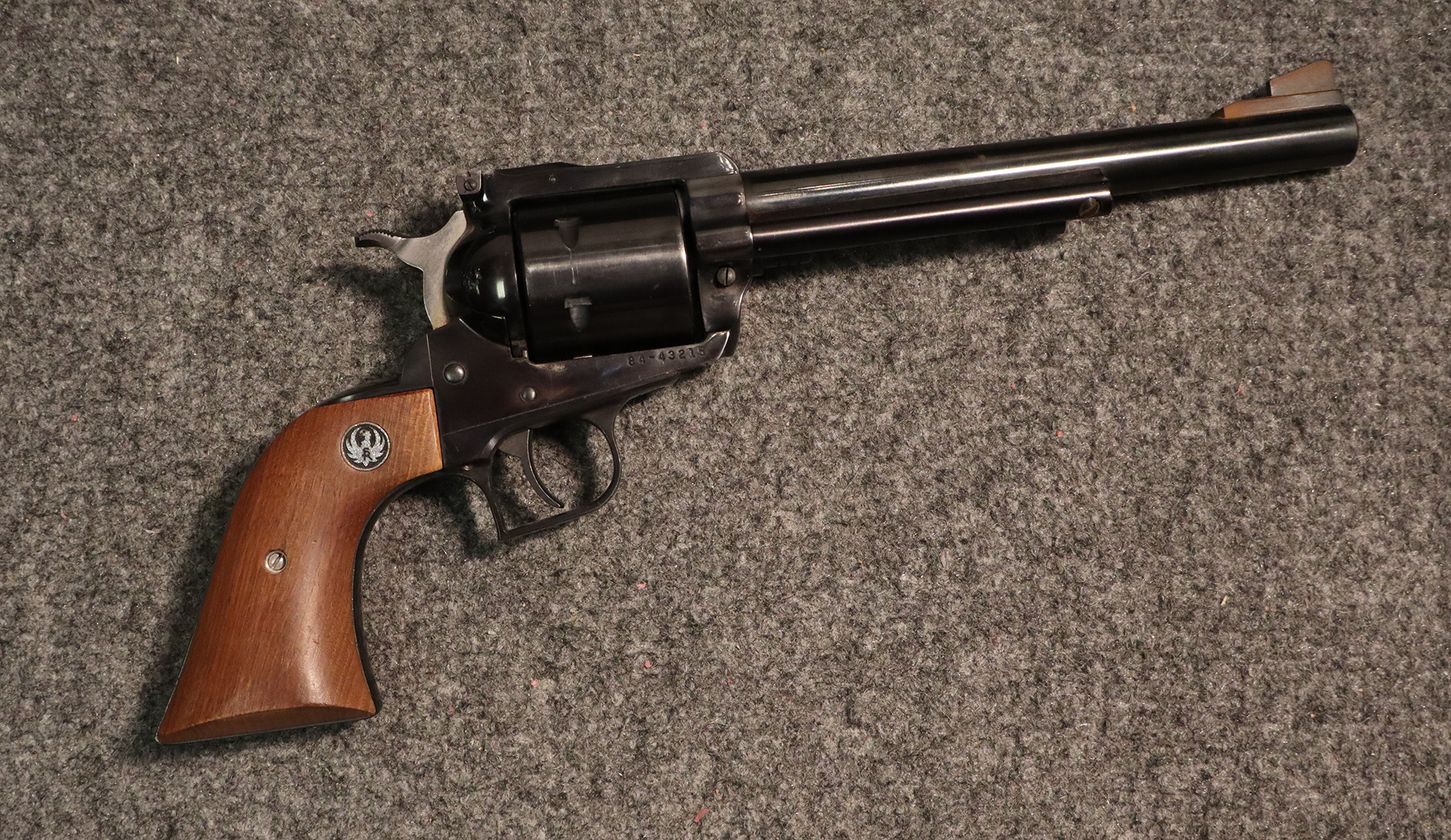 Image of Ruger ~ New Model Super BlackHawk ~ .44 Magnum (4846994)