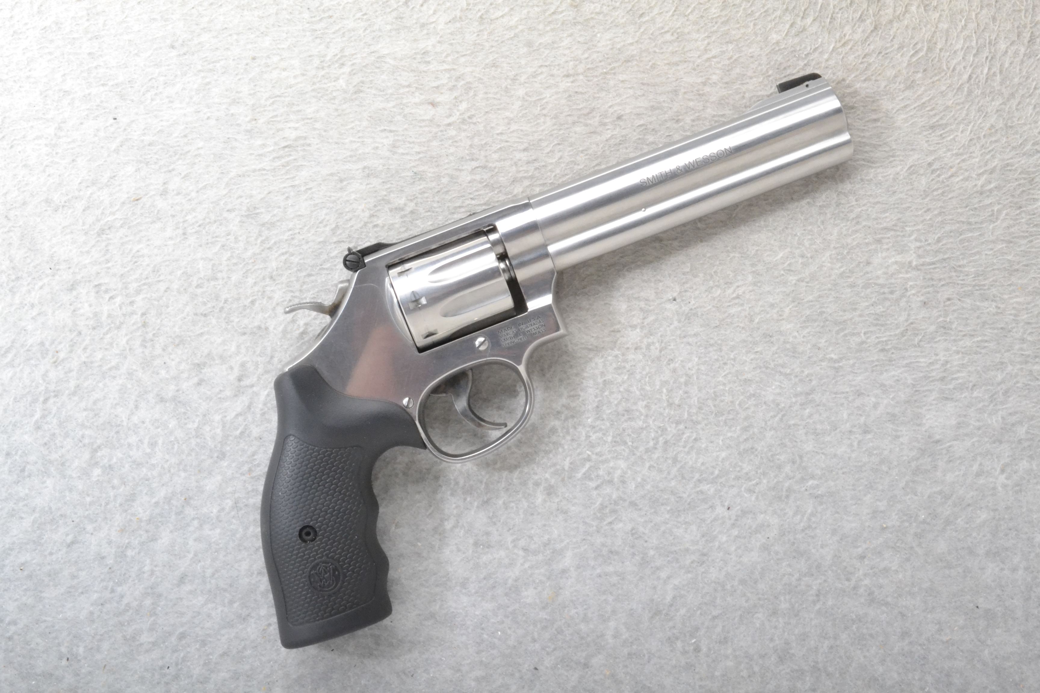 Image of Smith & Wesson ~ 648-2 ~ .22 WMR