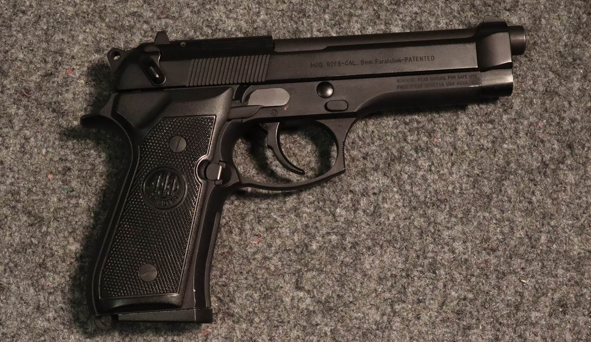 Image of Beretta ~ 92FS ~ 9mm Luger (SKU: 4858911)
