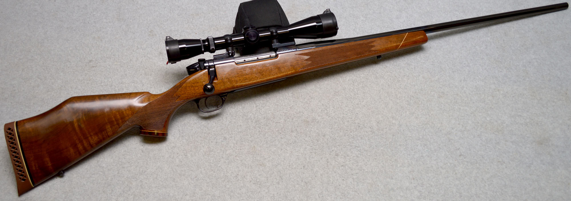 Weatherby ~ Mark V ~ 7mm Weatherby Magnum - Weatherby