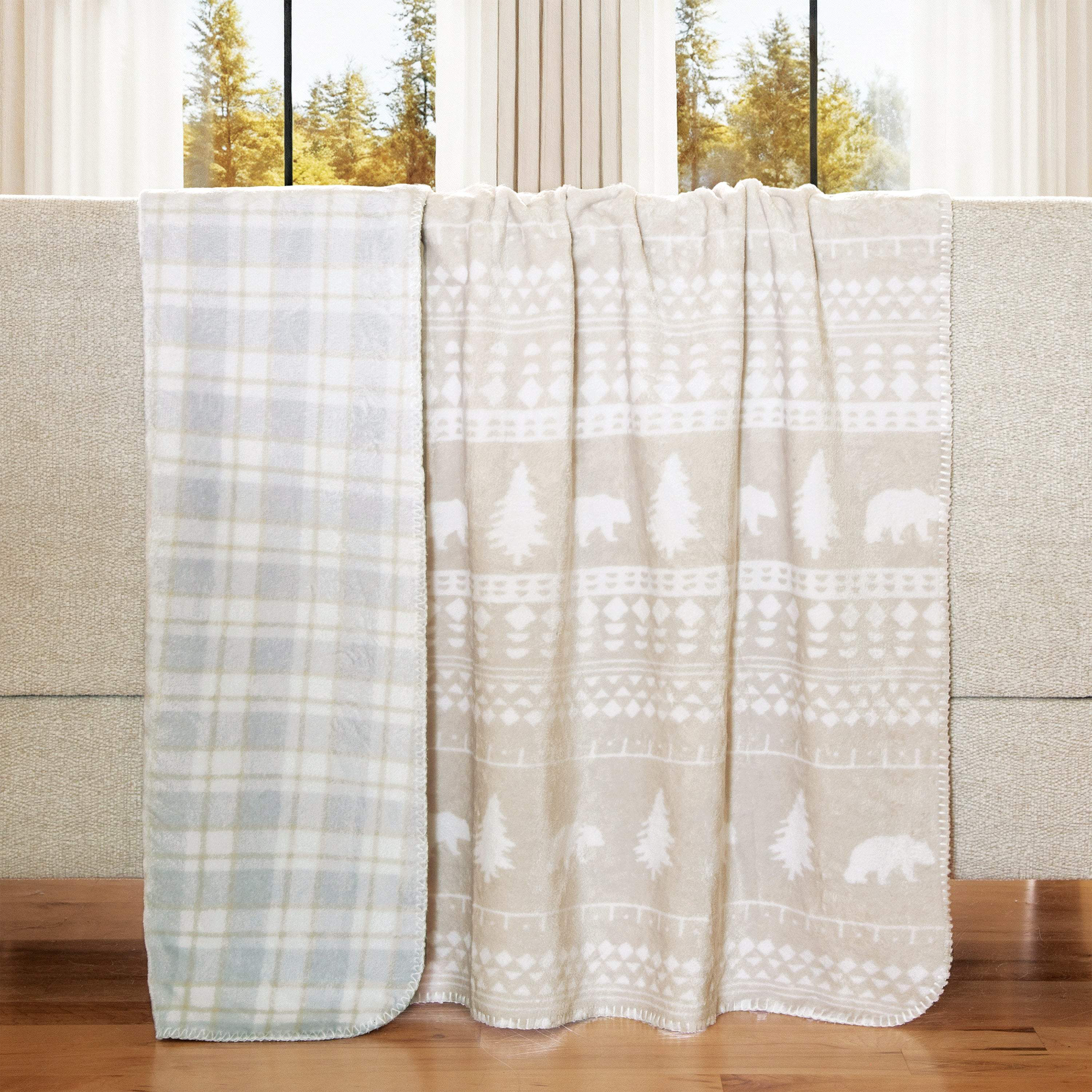Image of Carstens, Inc. Reversible Printed Plush Throw - Northern Waters