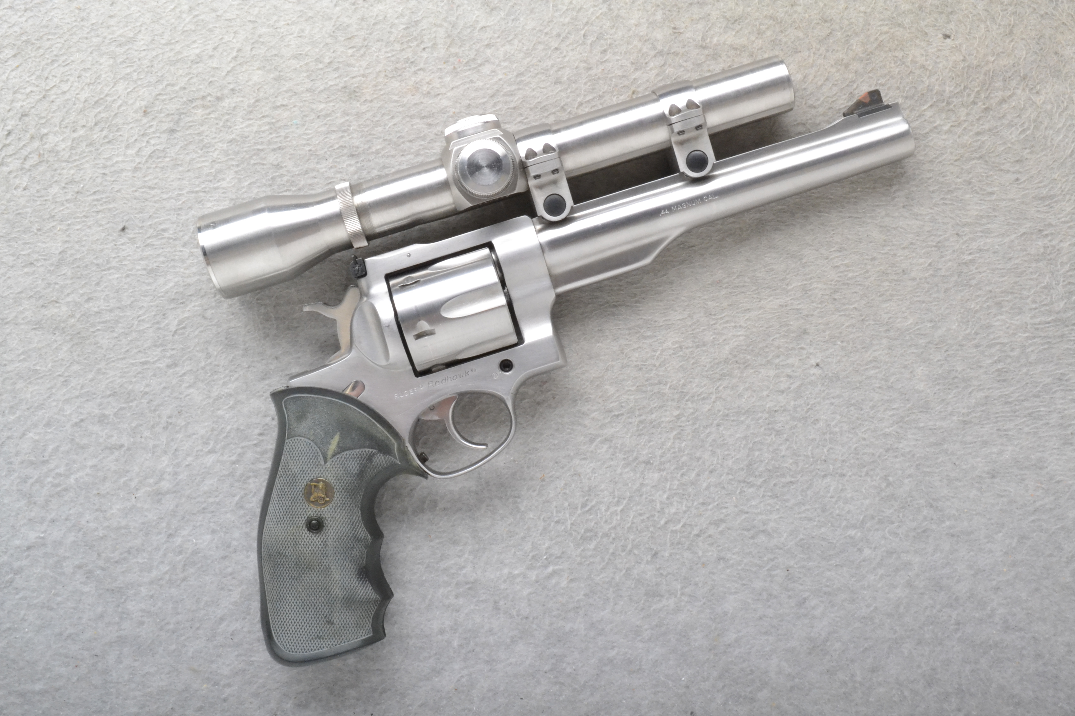 Ruger ~ Redhawk ~ .44 Magnum - Ruger
