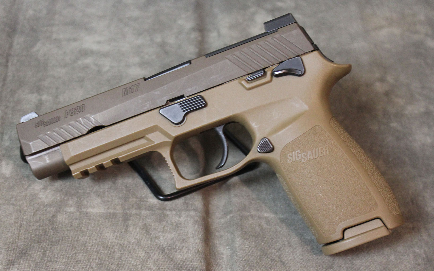 Sig Sauer ~ P320 M17 ~ 9mm - Sig Sauer