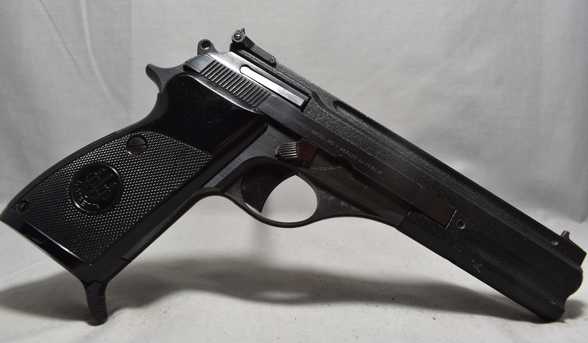 Image of Beretta ~ Model 76 ~ .22 Long Rifle