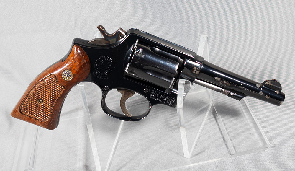 Image of Smith & Wesson ~ Model 10-7 ~ .38 S&W Special