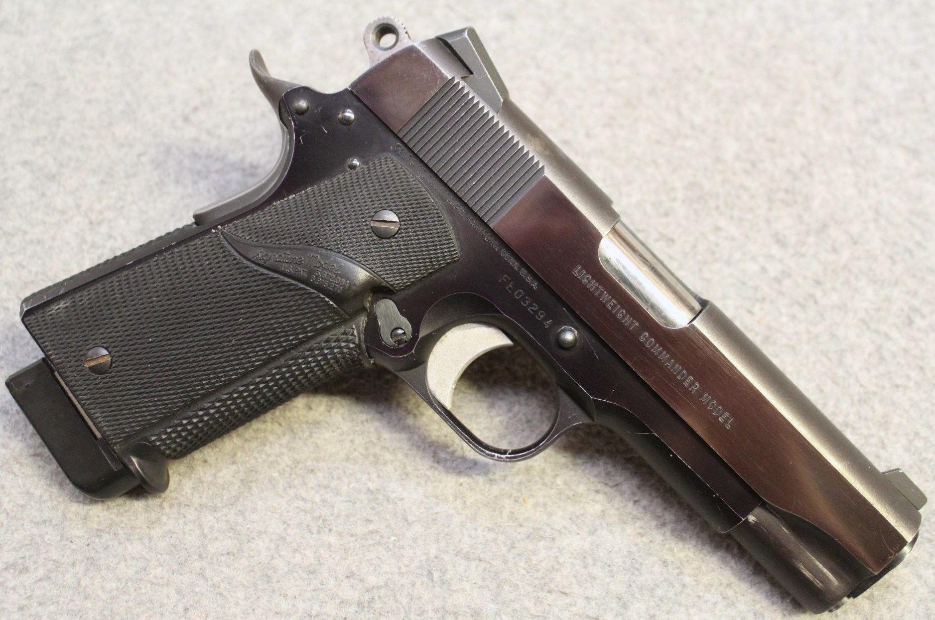 Image of Colt ~ Lightweight Commander ~ .45 Auto