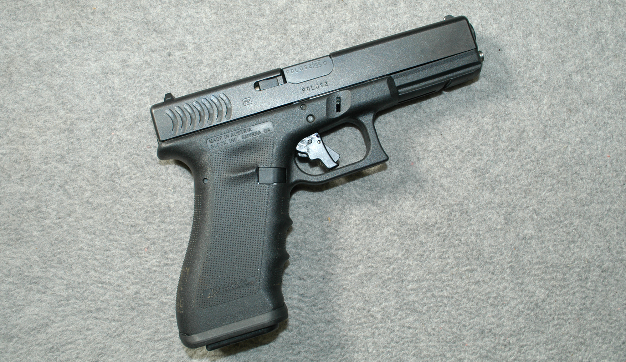 Glock ~ 22 Gen 3 ~ .40 Smith & Wesson