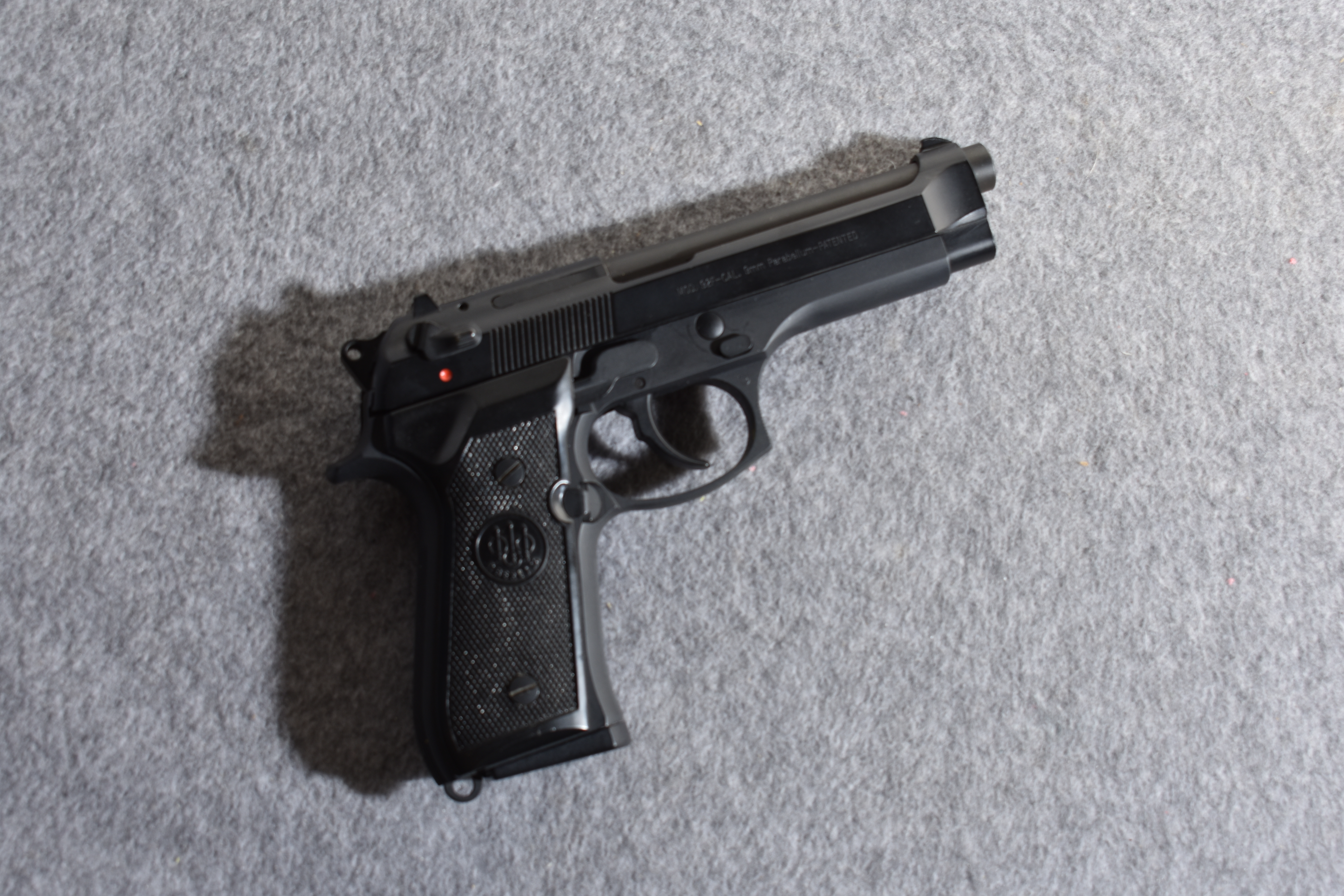 Image of Beretta 92F 9mm Semiautomatic Pistol