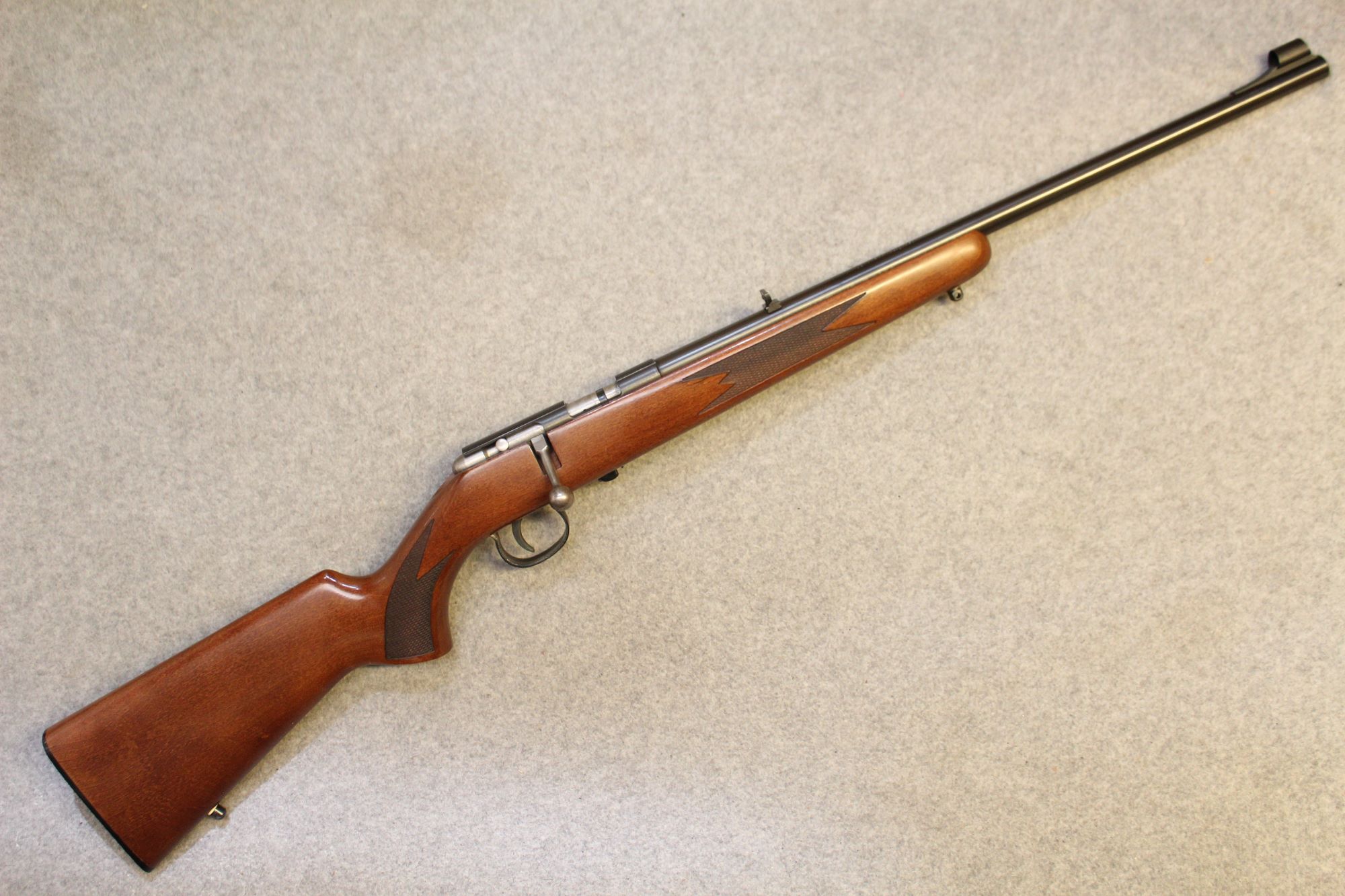 Image of Anschutz ~ Model 1450 ~ .22 LR