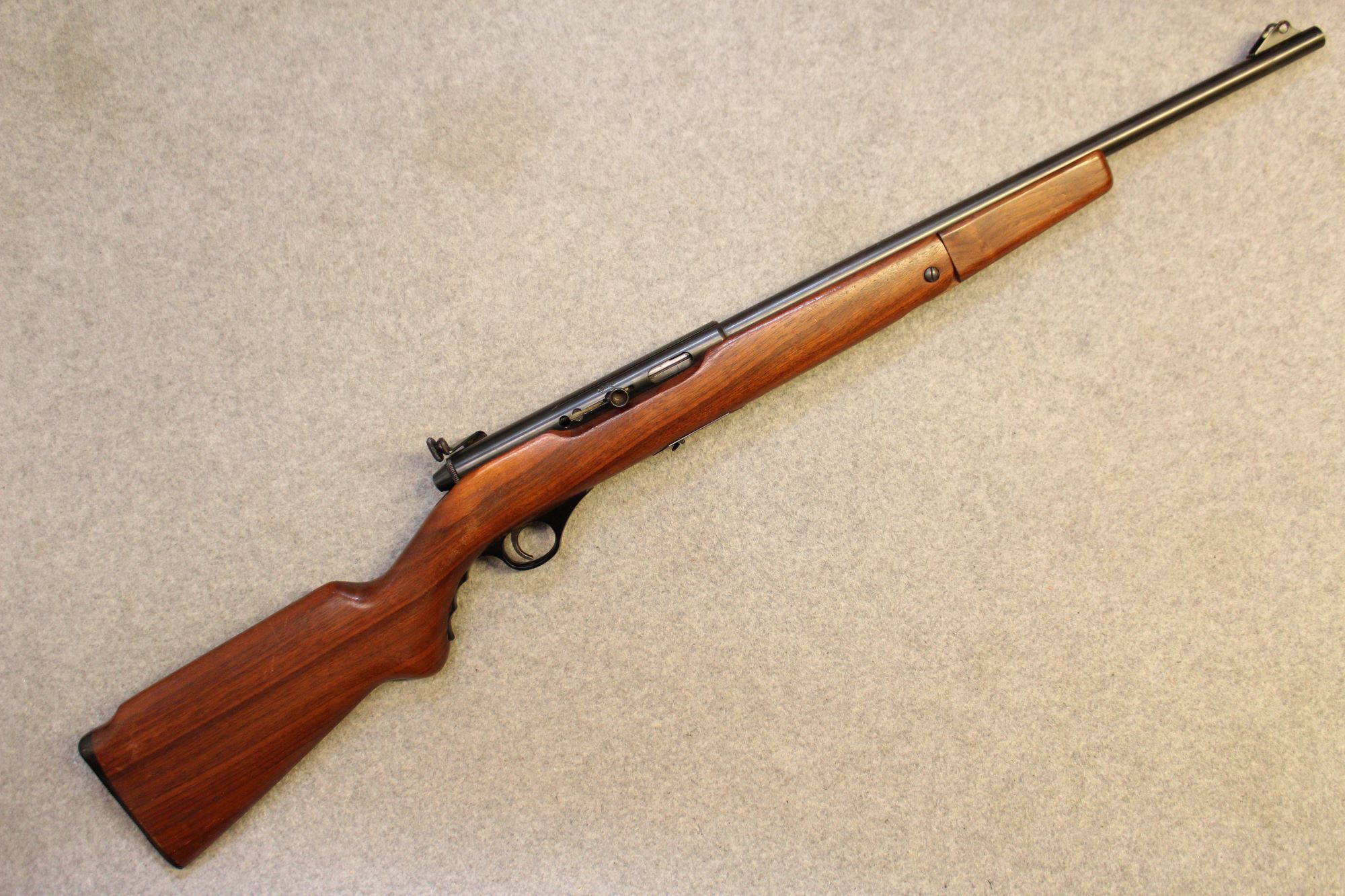 Mossberg ~ Model 152 ~ .22 LR - Mossberg