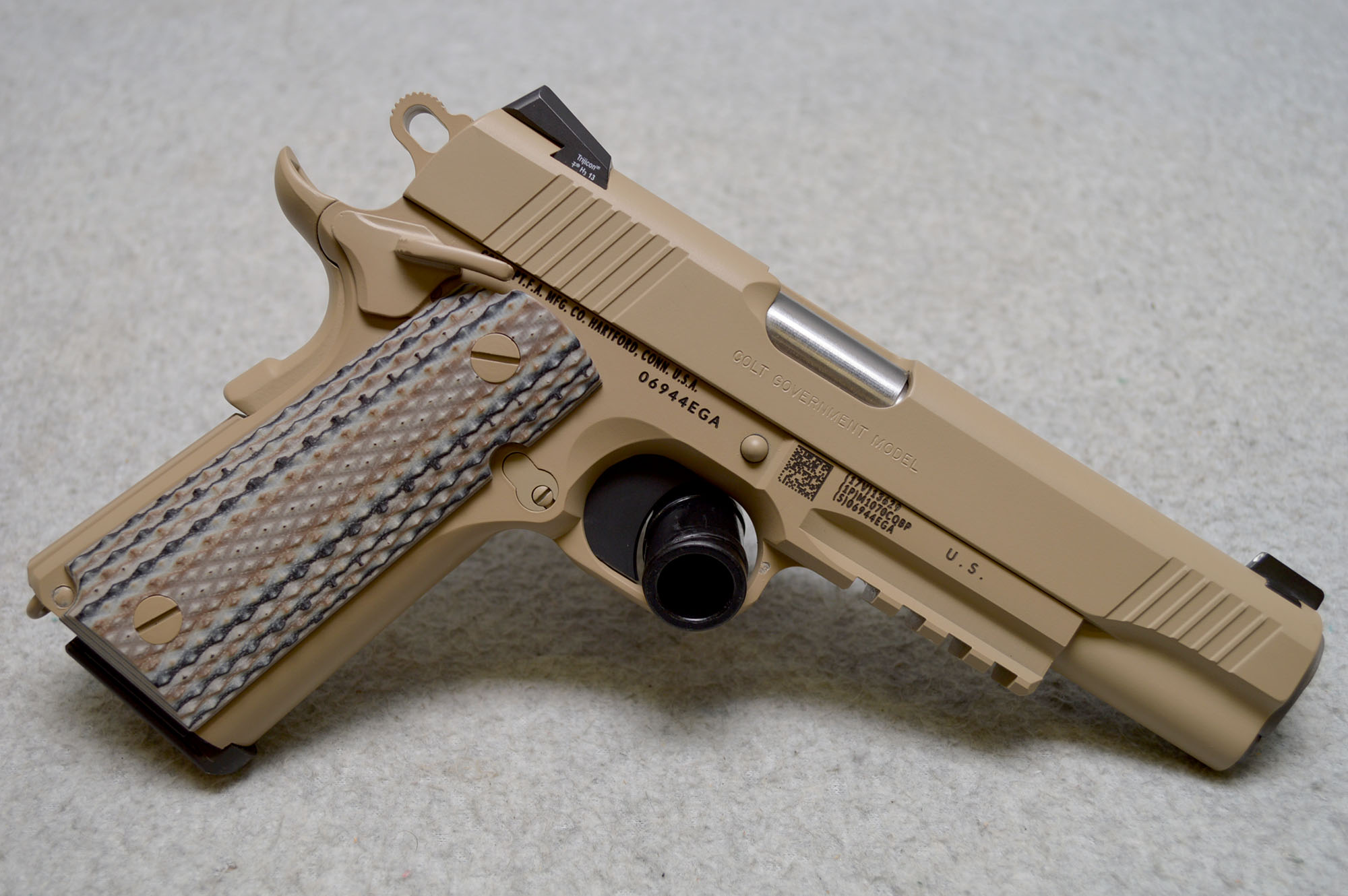 Image of Colt ~ Colt Government USMC Semper Fi Fund Colt Marine Pistol (Second & last edition) #44 of 50 ~ .45 ACP