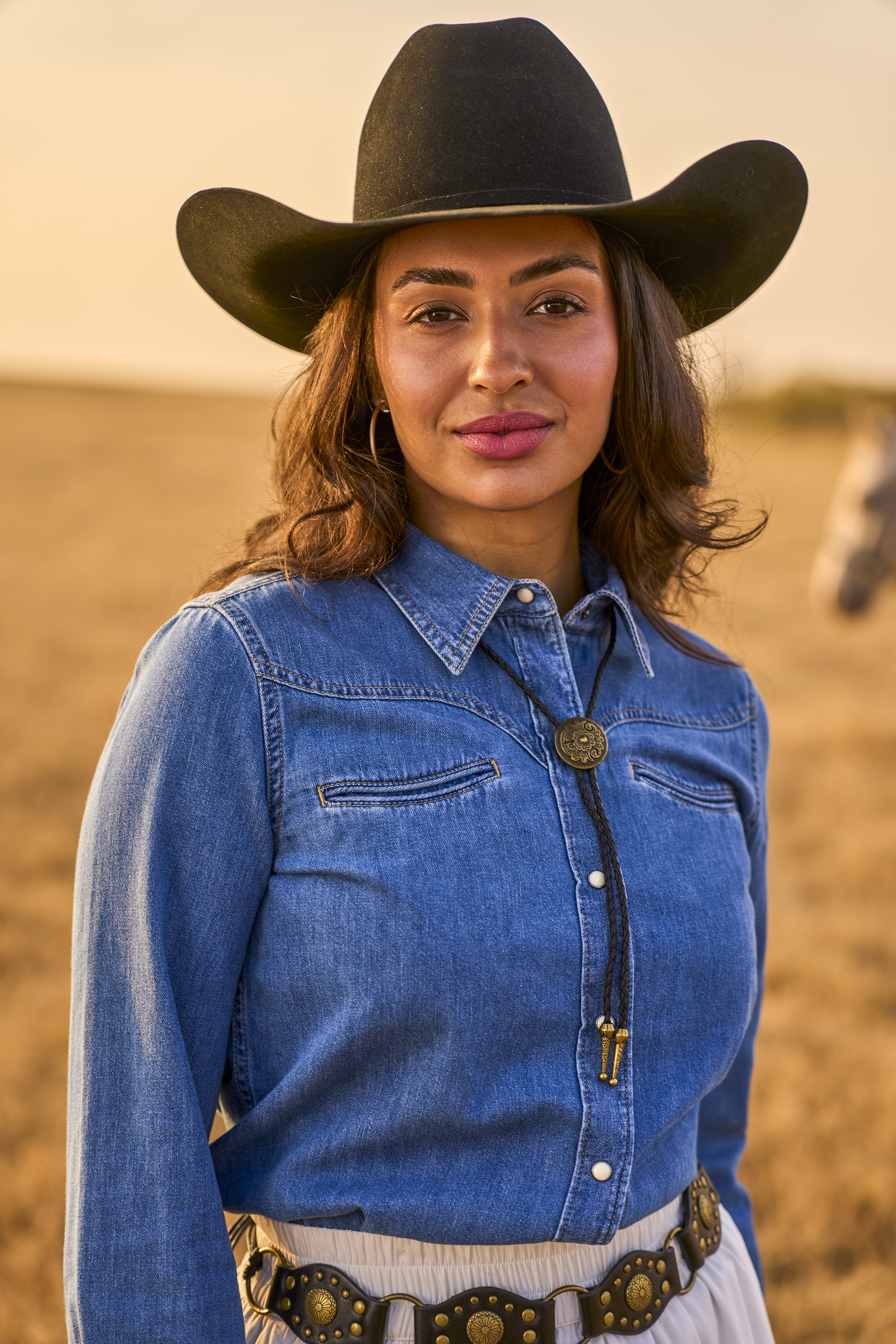 Image of RedHead Ranch Western Denim Button-Down Long-Sleeve Shirt
