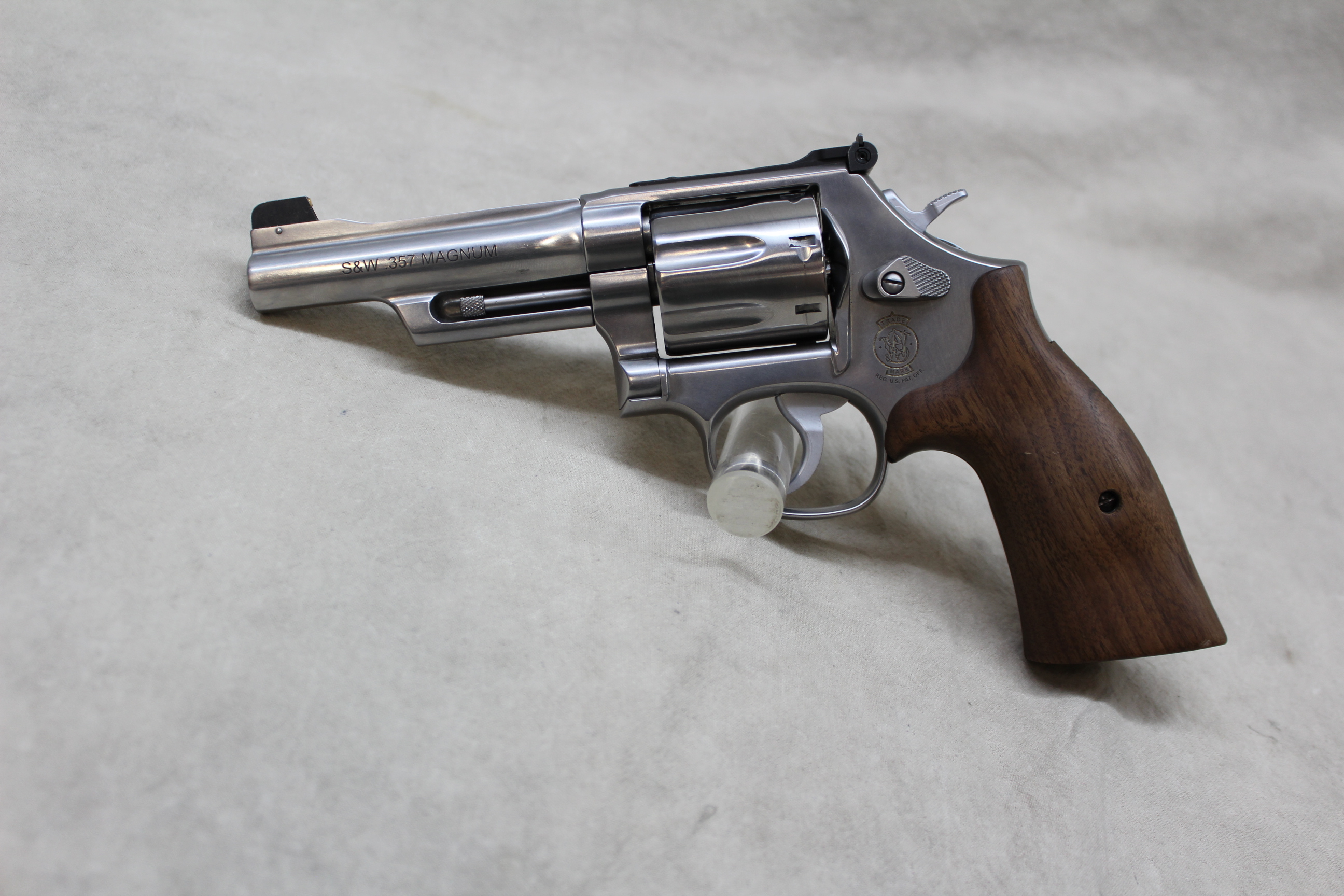 Image of Smith & Wesson 686-7 ~.357 Magnum~