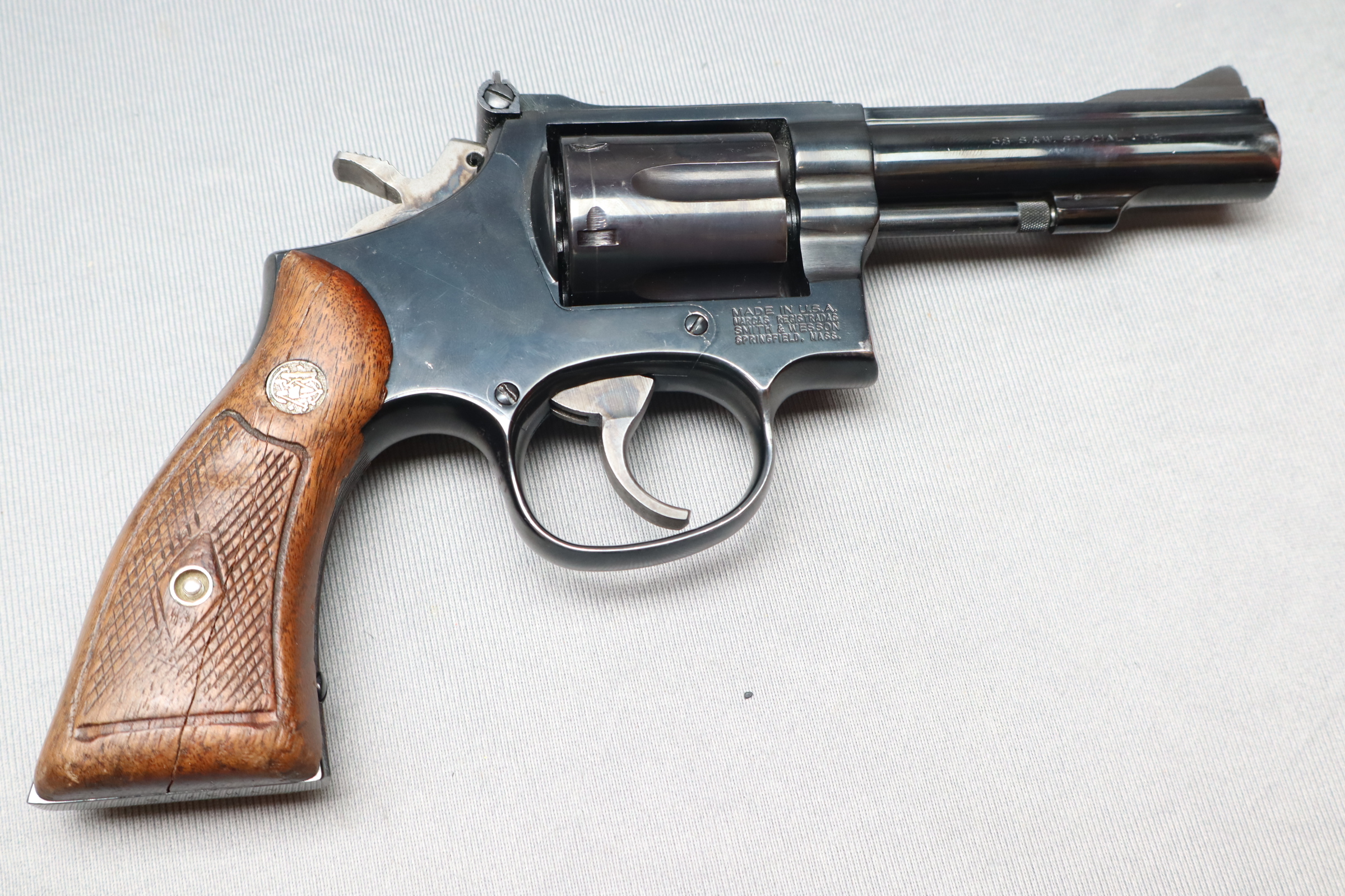 Image of Smith & Wesson ~ 15-5 ~ .38 S&W Special
