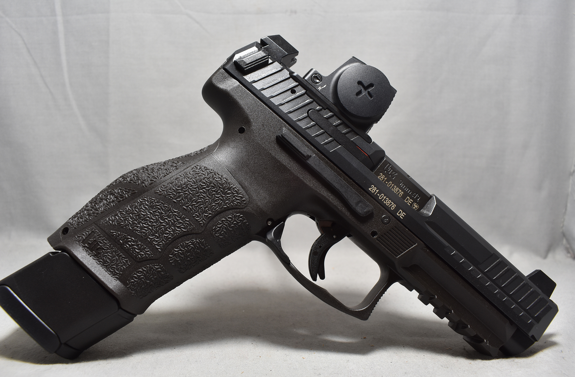 Image of Heckler & Koch ~ VP9F ~ 9mm Luger