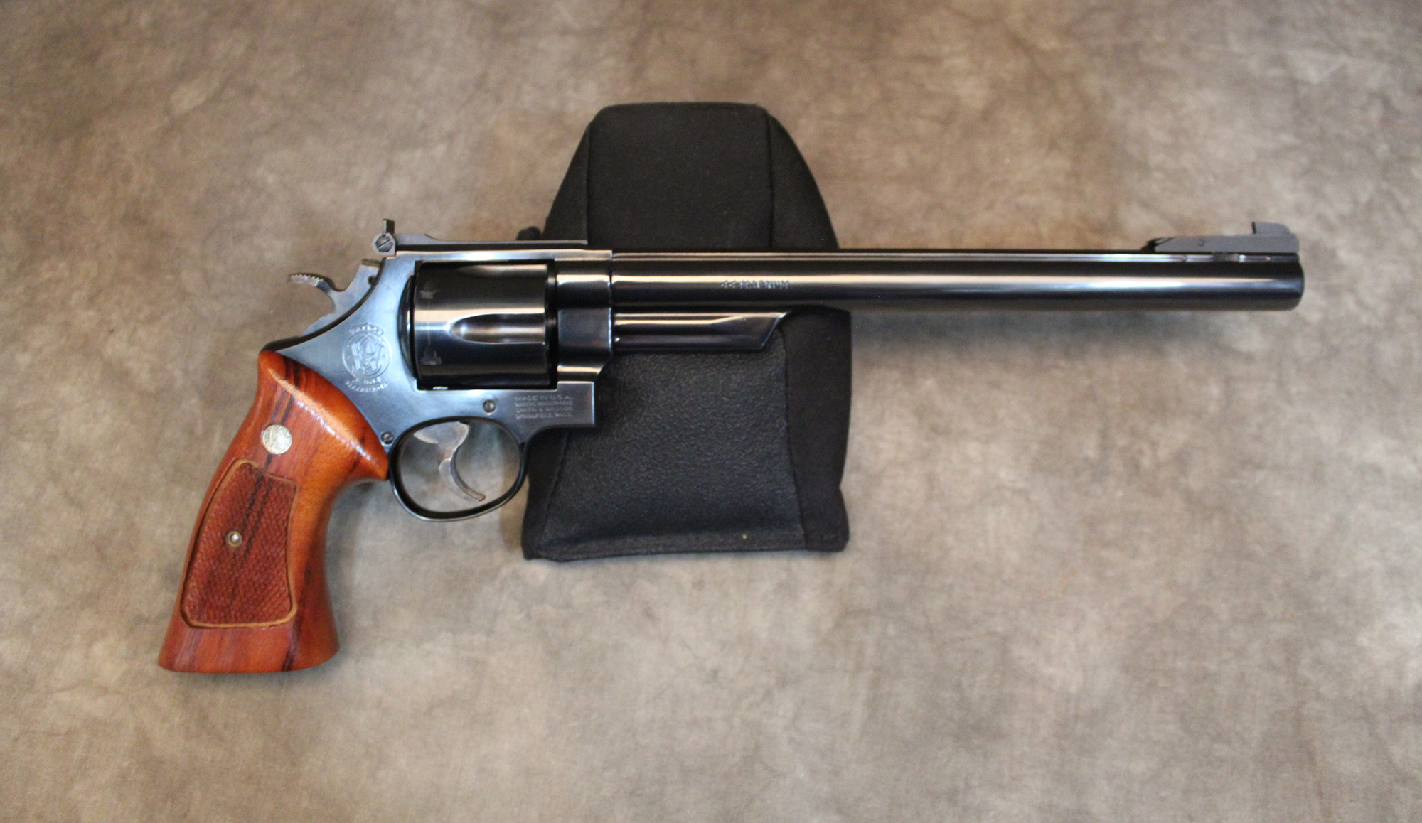 Image of Smith & Wesson~29-3 Silhouette
