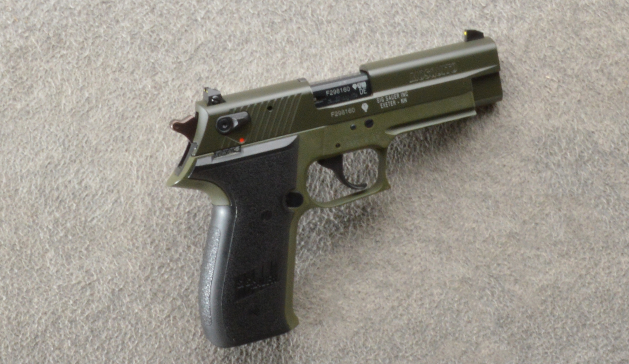Sig Sauer ~ Mosquito ~ .22lr ~ 4" Barrel - Bass Pro Shops