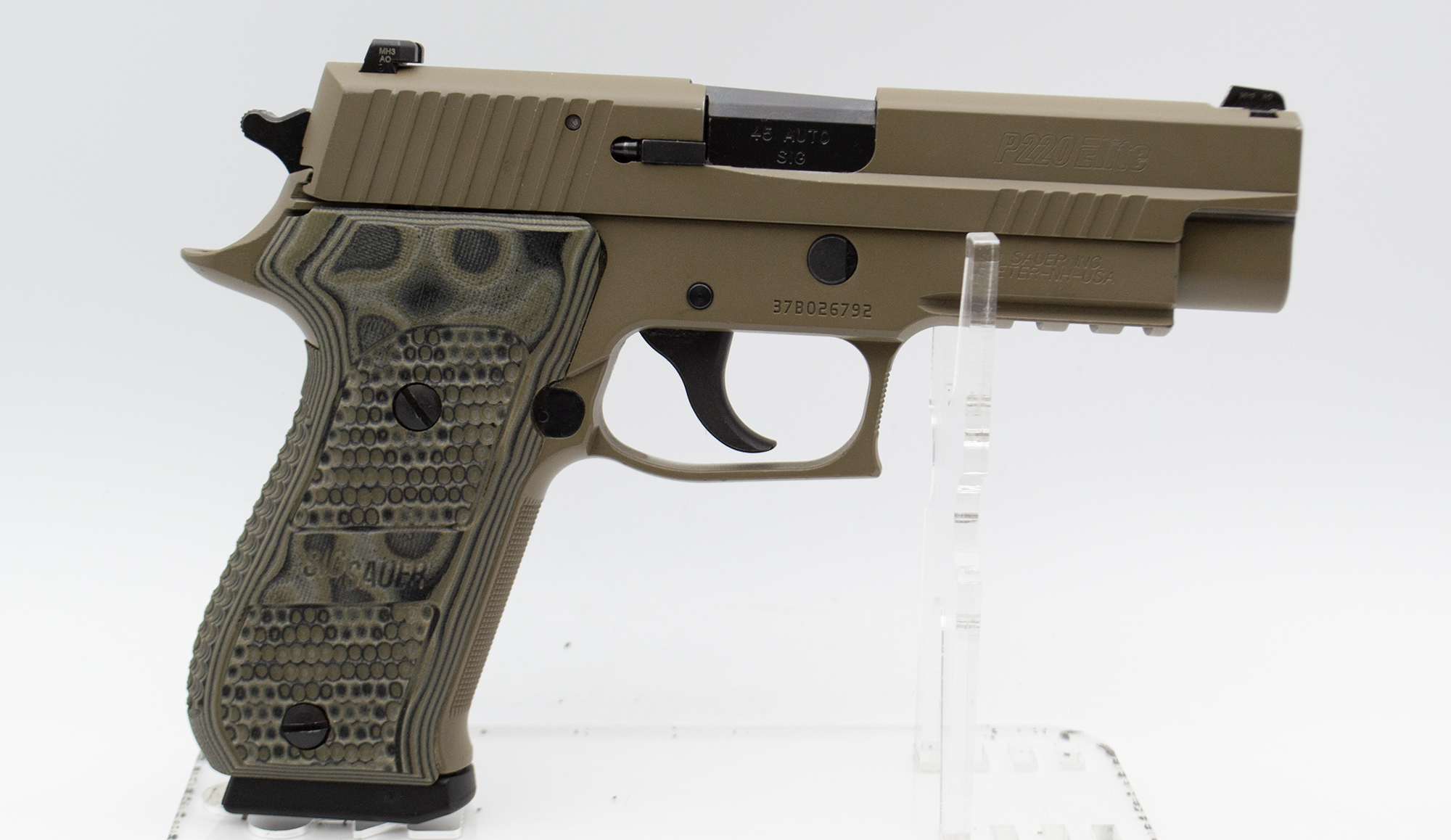 SIG Sauer~P220 Elite~.45 Auto - Sig Sauer