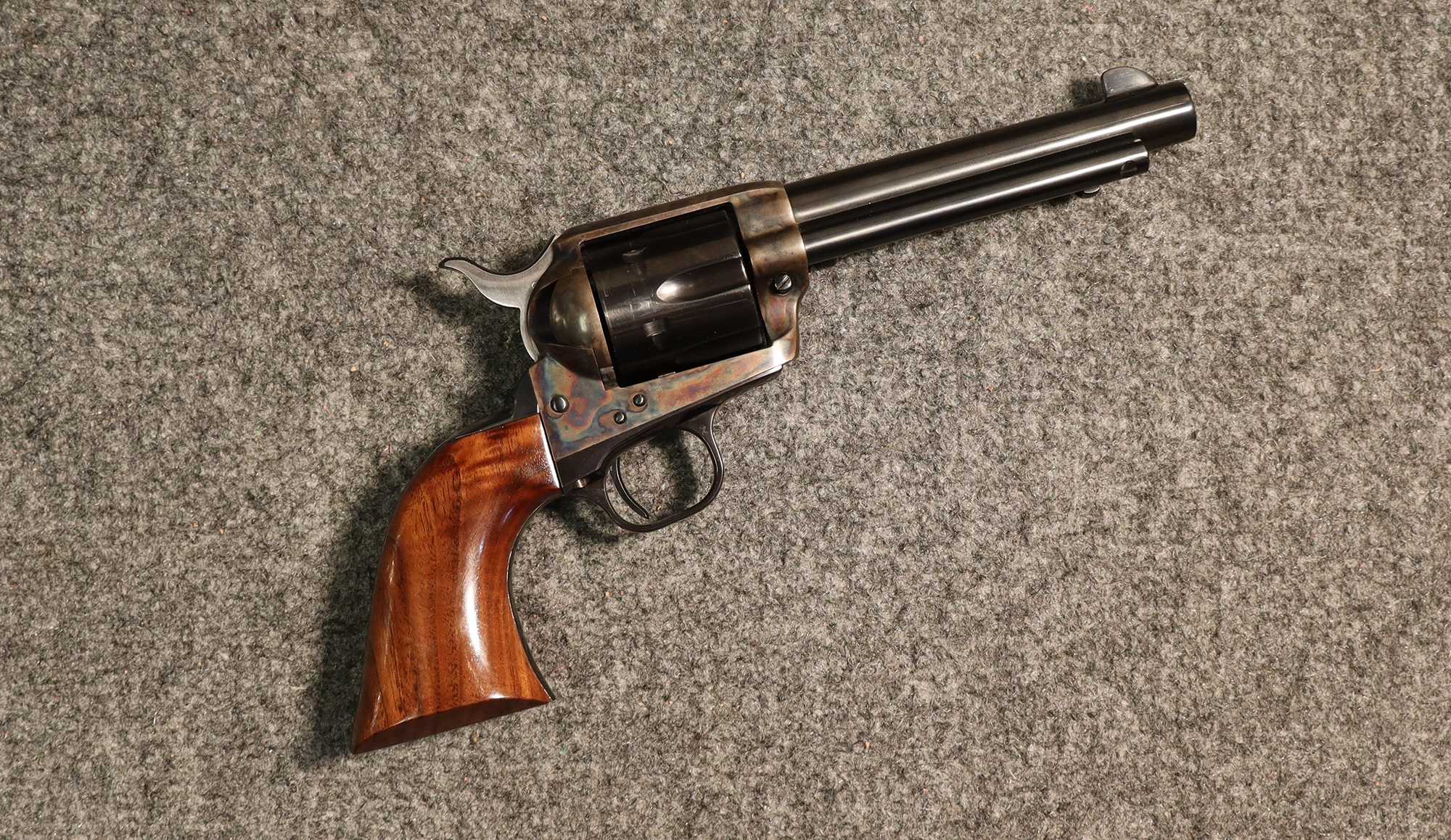 Image of Colts ~ Single Action Army ~ .45 Cal (4896305)